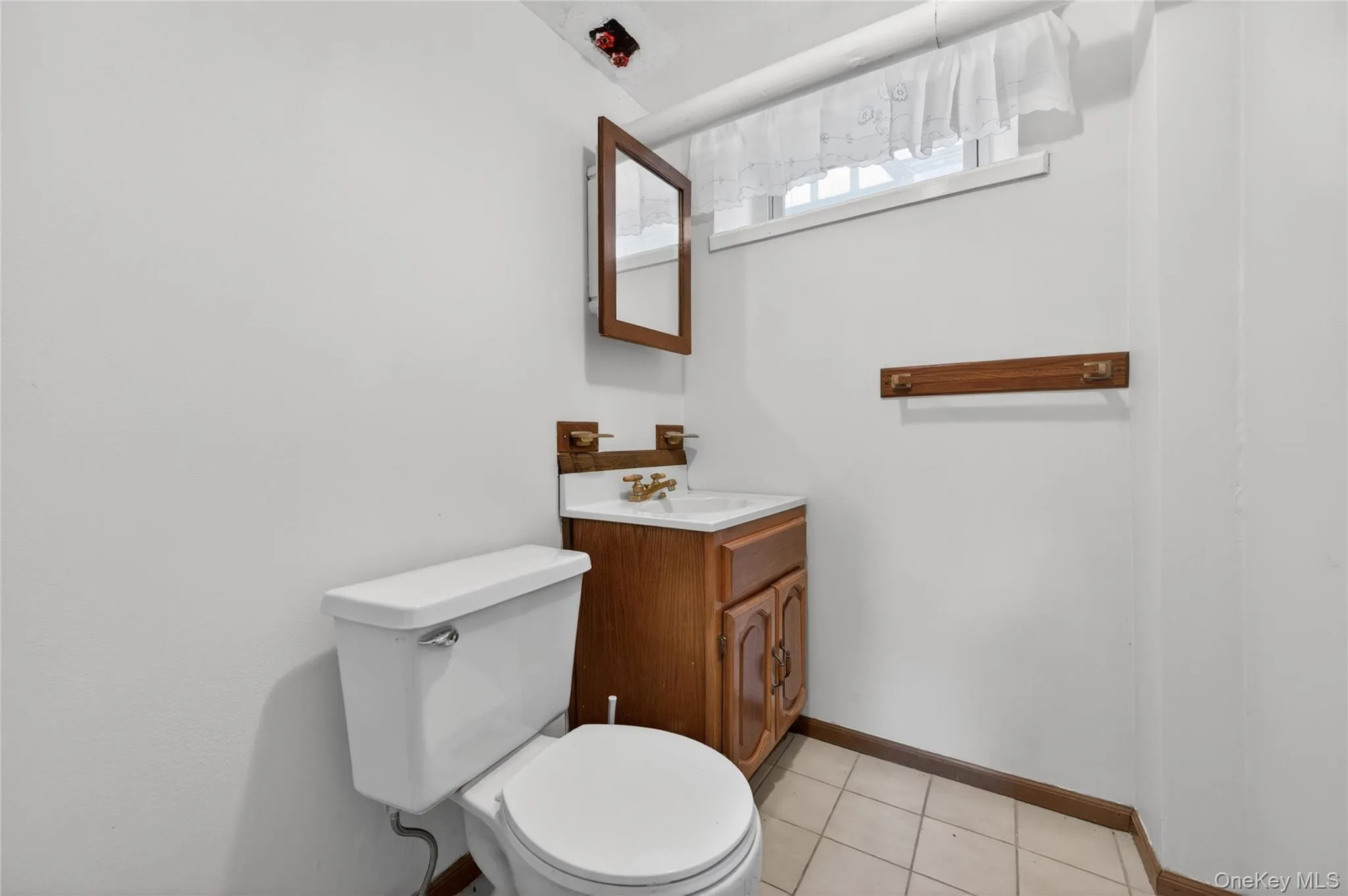 114 New Hyde Park Road, Hempstead, NY, 5 Bedrooms Bedrooms, 9 Rooms Rooms,2 BathroomsBathrooms,Residential,For Rent,New Hyde Park,0,997278 114 New Hyde Park Road, Hempstead, NY, 5 Bedrooms Bedrooms, 9 Rooms Rooms,2 BathroomsBathrooms,Residential,For Rent,New Hyde Park,0,997278