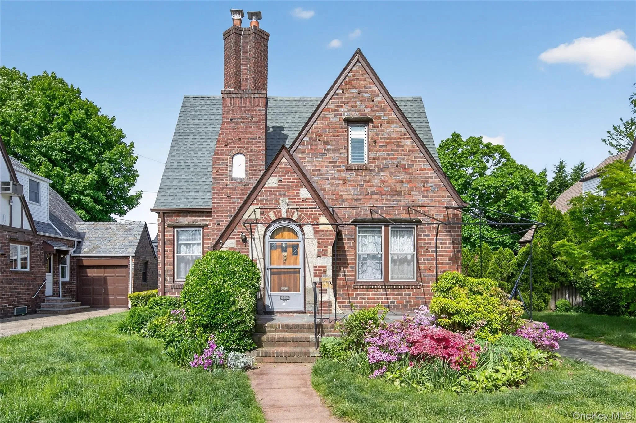 114 New Hyde Park Road, Hempstead, NY, 5 Bedrooms Bedrooms, 9 Rooms Rooms,2 BathroomsBathrooms,Residential,For Rent,New Hyde Park,0,997278 114 New Hyde Park Road, Hempstead, NY, 5 Bedrooms Bedrooms, 9 Rooms Rooms,2 BathroomsBathrooms,Residential,For Rent,New Hyde Park,0,997278