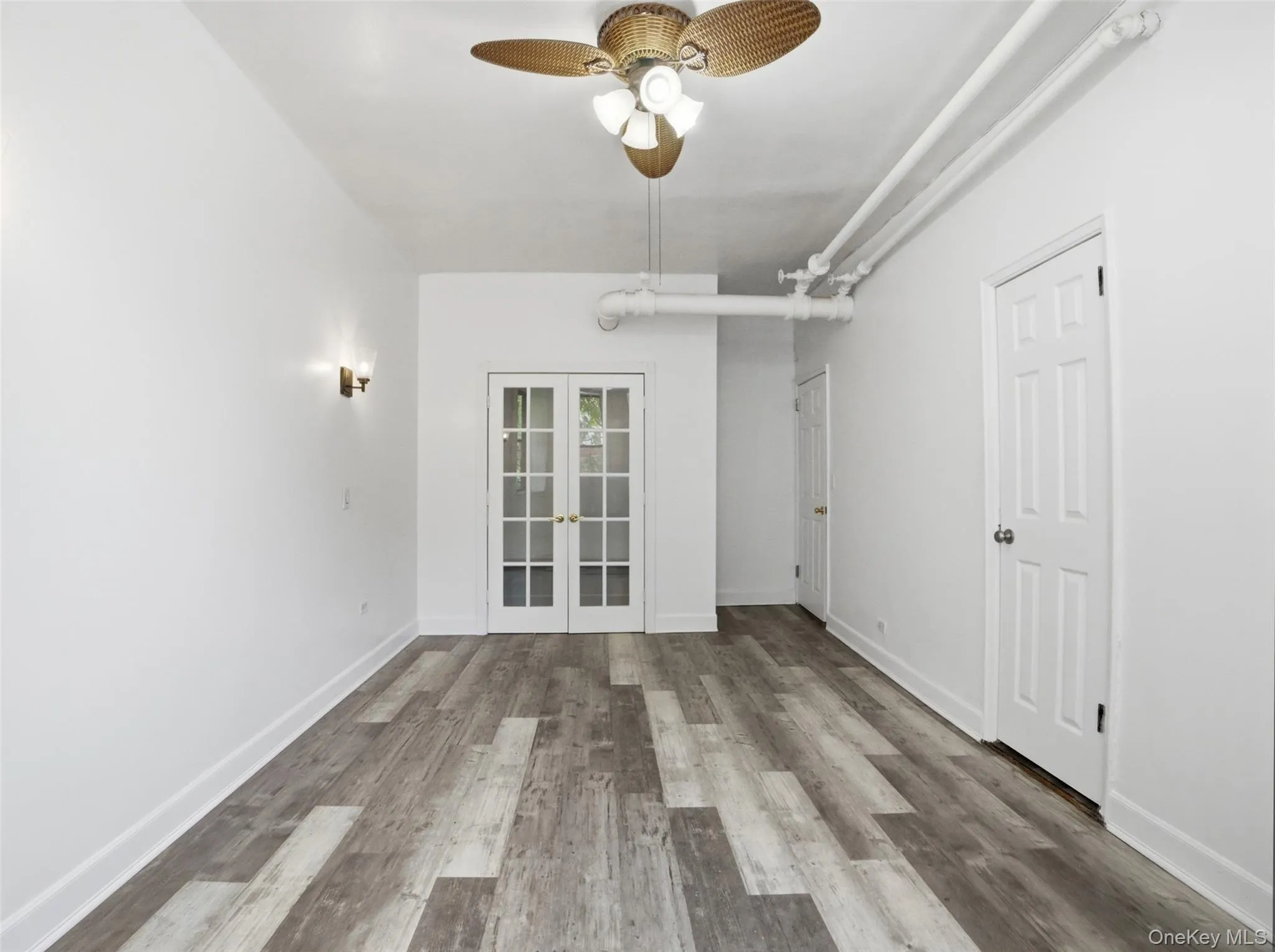 762 Brady Avenue, New York, NY, 3 Bedrooms Bedrooms, 5 Rooms Rooms,1 BathroomBathrooms,Residential Lease,For Rent,Brady,0,997284 762 Brady Avenue, New York, NY, 3 Bedrooms Bedrooms, 5 Rooms Rooms,1 BathroomBathrooms,Residential Lease,For Rent,Brady,0,997284