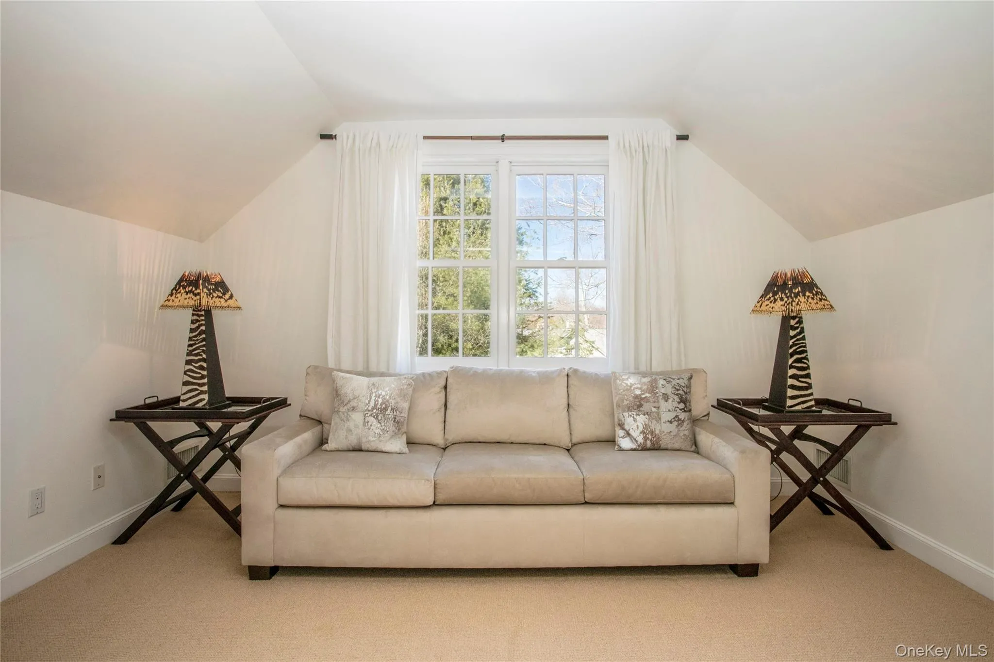 5 Hoffman Road, Mount Kisco, NY, 4 Bedrooms Bedrooms, 10 Rooms Rooms,4 BathroomsBathrooms,Residential Lease,For Rent,Hoffman,0,997286 5 Hoffman Road, Mount Kisco, NY, 4 Bedrooms Bedrooms, 10 Rooms Rooms,4 BathroomsBathrooms,Residential Lease,For Rent,Hoffman,0,997286