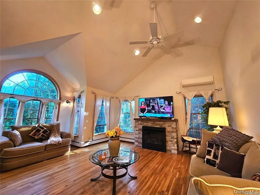 10 Phyllis Road, Brookhaven, NY, 4 Bedrooms Bedrooms, 10 Rooms Rooms,3 BathroomsBathrooms,Residential,For Rent,Phyllis,0,997292 10 Phyllis Road, Brookhaven, NY, 4 Bedrooms Bedrooms, 10 Rooms Rooms,3 BathroomsBathrooms,Residential,For Rent,Phyllis,0,997292