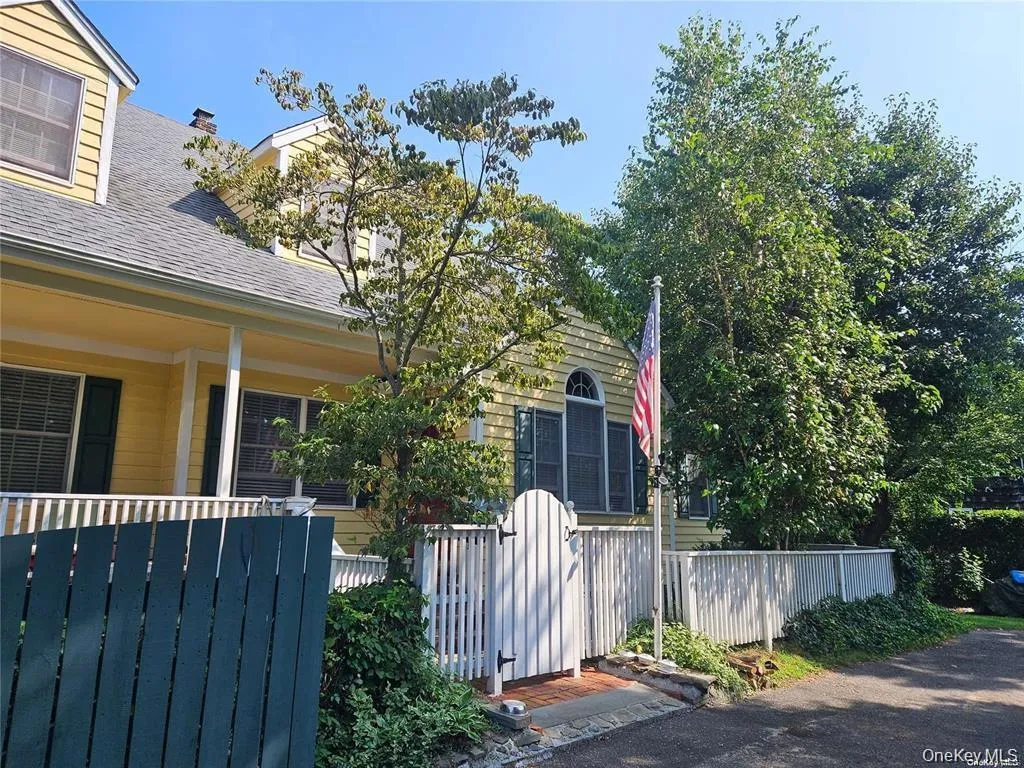 10 Phyllis Road, Brookhaven, NY, 4 Bedrooms Bedrooms, 10 Rooms Rooms,3 BathroomsBathrooms,Residential,For Rent,Phyllis,0,997292 10 Phyllis Road, Brookhaven, NY, 4 Bedrooms Bedrooms, 10 Rooms Rooms,3 BathroomsBathrooms,Residential,For Rent,Phyllis,0,997292