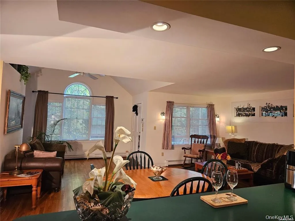 10 Phyllis Road, Brookhaven, NY, 4 Bedrooms Bedrooms, 10 Rooms Rooms,3 BathroomsBathrooms,Residential,For Rent,Phyllis,0,997292 10 Phyllis Road, Brookhaven, NY, 4 Bedrooms Bedrooms, 10 Rooms Rooms,3 BathroomsBathrooms,Residential,For Rent,Phyllis,0,997292
