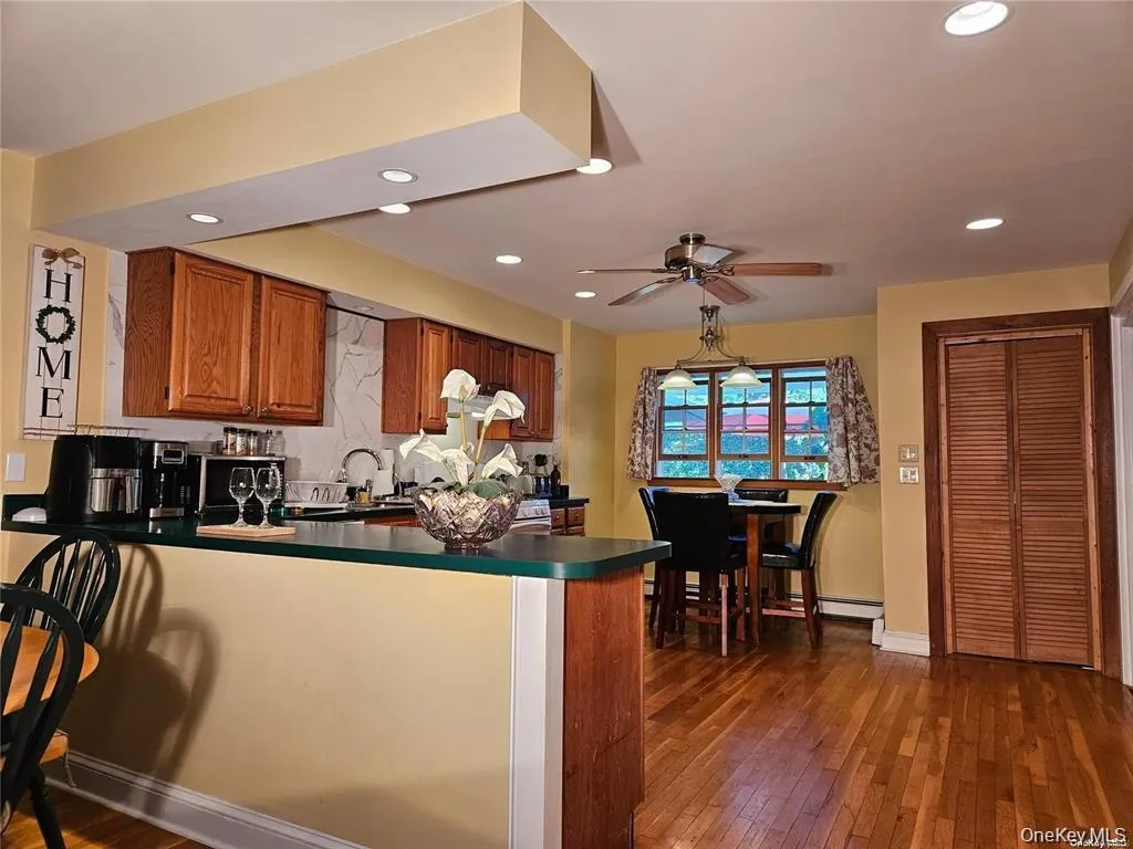 10 Phyllis Road, Brookhaven, NY, 4 Bedrooms Bedrooms, 10 Rooms Rooms,3 BathroomsBathrooms,Residential,For Rent,Phyllis,0,997292 10 Phyllis Road, Brookhaven, NY, 4 Bedrooms Bedrooms, 10 Rooms Rooms,3 BathroomsBathrooms,Residential,For Rent,Phyllis,0,997292