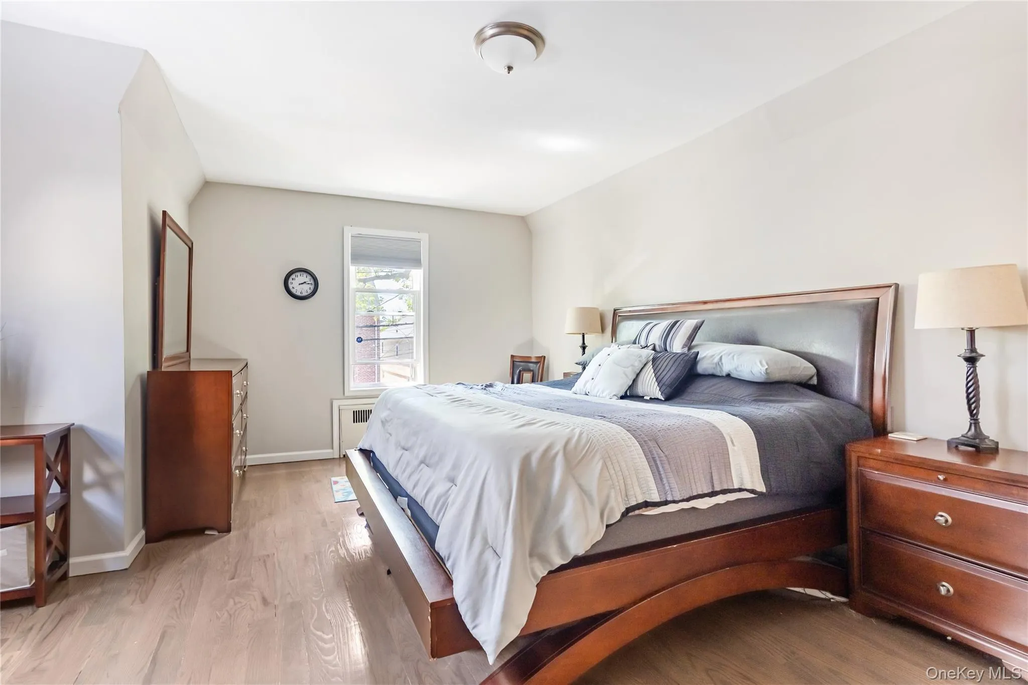 1830 Yates Avenue, New York, NY, 3 Bedrooms Bedrooms, 9 Rooms Rooms,2 BathroomsBathrooms,Residential,For Rent,Yates,0,997294 1830 Yates Avenue, New York, NY, 3 Bedrooms Bedrooms, 9 Rooms Rooms,2 BathroomsBathrooms,Residential,For Rent,Yates,0,997294