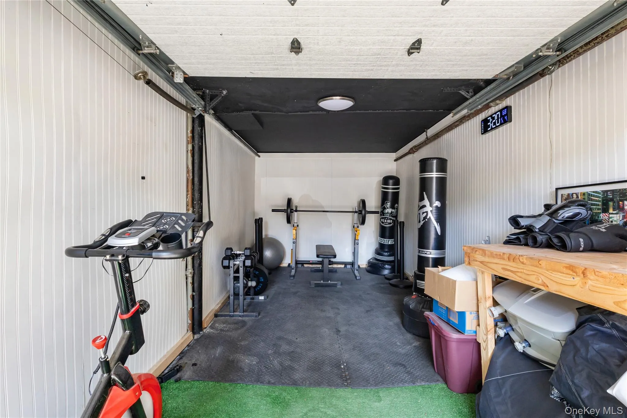 1830 Yates Avenue, New York, NY, 3 Bedrooms Bedrooms, 9 Rooms Rooms,2 BathroomsBathrooms,Residential,For Rent,Yates,0,997294 1830 Yates Avenue, New York, NY, 3 Bedrooms Bedrooms, 9 Rooms Rooms,2 BathroomsBathrooms,Residential,For Rent,Yates,0,997294