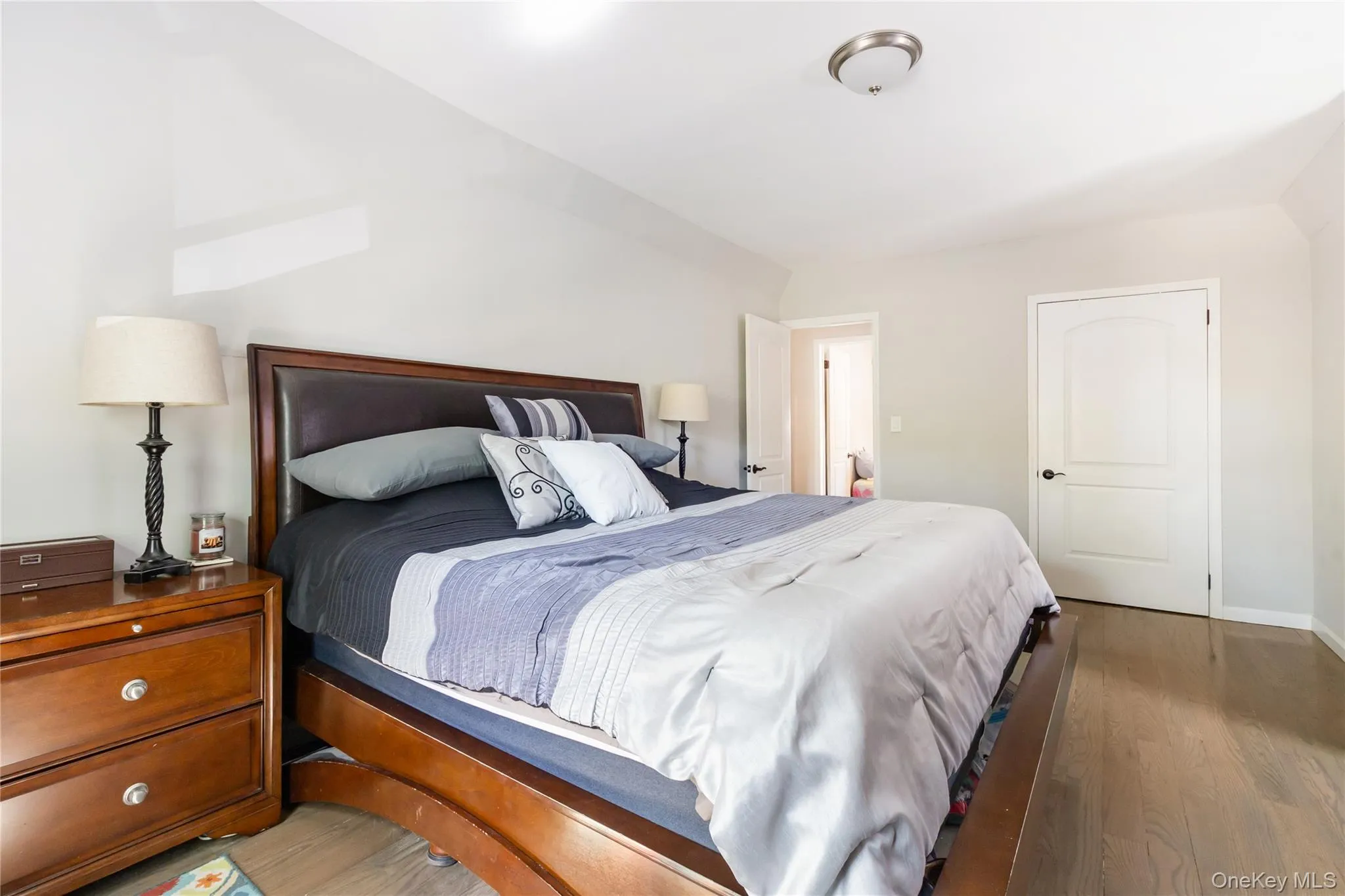 1830 Yates Avenue, New York, NY, 3 Bedrooms Bedrooms, 9 Rooms Rooms,2 BathroomsBathrooms,Residential,For Rent,Yates,0,997294 1830 Yates Avenue, New York, NY, 3 Bedrooms Bedrooms, 9 Rooms Rooms,2 BathroomsBathrooms,Residential,For Rent,Yates,0,997294