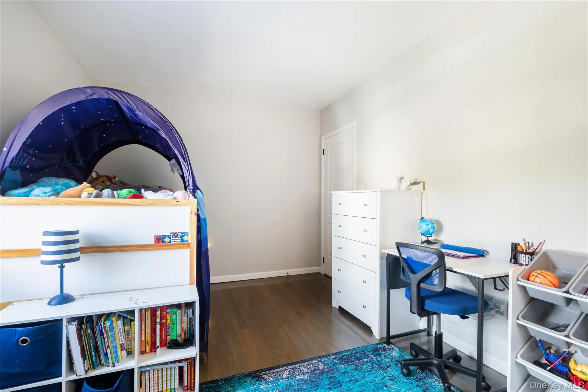 1830 Yates Avenue, New York, NY, 3 Bedrooms Bedrooms, 9 Rooms Rooms,2 BathroomsBathrooms,Residential,For Rent,Yates,0,997294 1830 Yates Avenue, New York, NY, 3 Bedrooms Bedrooms, 9 Rooms Rooms,2 BathroomsBathrooms,Residential,For Rent,Yates,0,997294