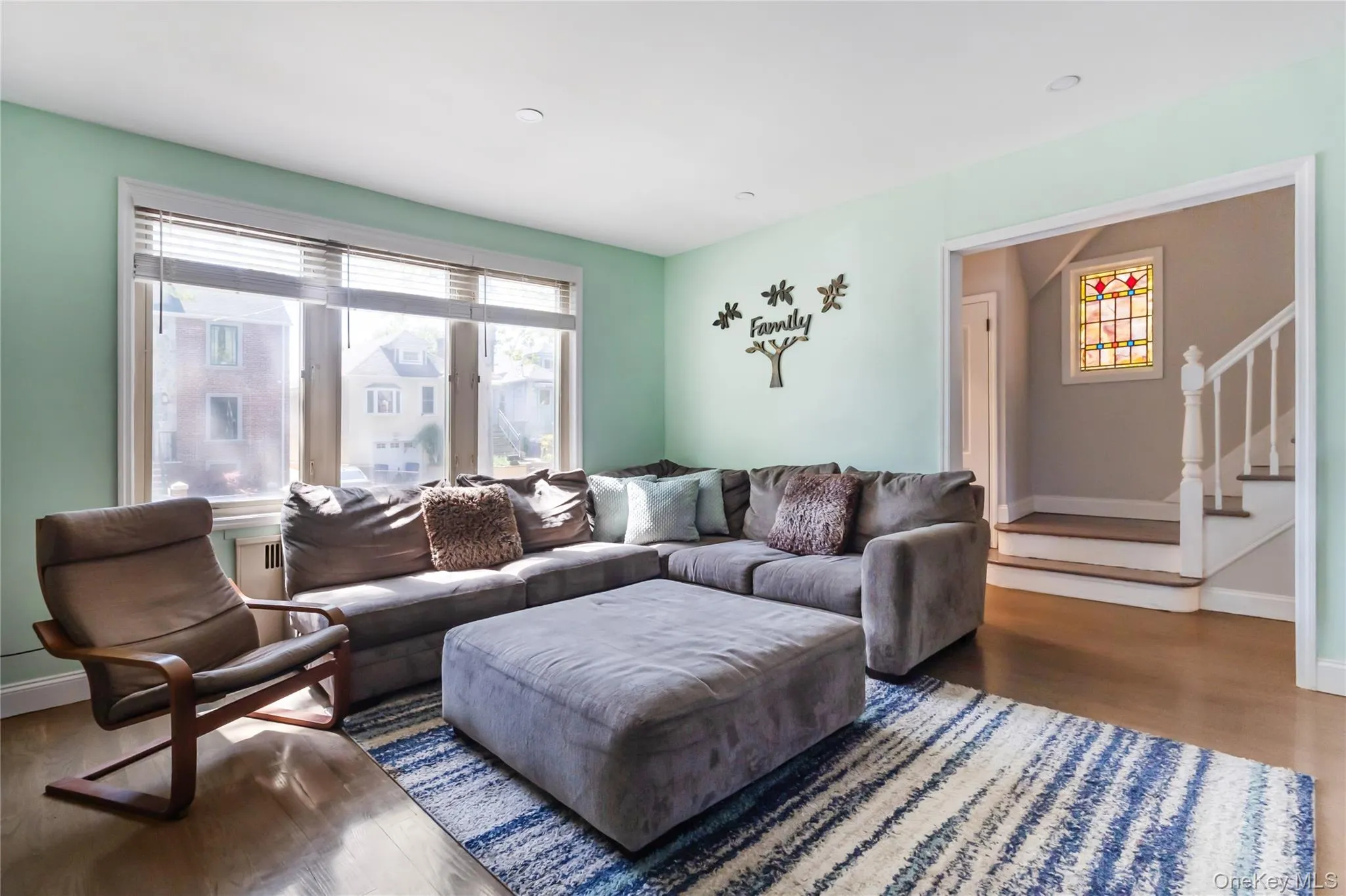 1830 Yates Avenue, New York, NY, 3 Bedrooms Bedrooms, 9 Rooms Rooms,2 BathroomsBathrooms,Residential,For Rent,Yates,0,997294 1830 Yates Avenue, New York, NY, 3 Bedrooms Bedrooms, 9 Rooms Rooms,2 BathroomsBathrooms,Residential,For Rent,Yates,0,997294
