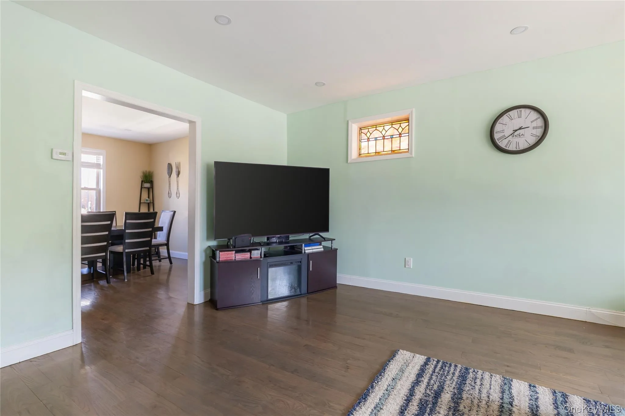 1830 Yates Avenue, New York, NY, 3 Bedrooms Bedrooms, 9 Rooms Rooms,2 BathroomsBathrooms,Residential,For Rent,Yates,0,997294 1830 Yates Avenue, New York, NY, 3 Bedrooms Bedrooms, 9 Rooms Rooms,2 BathroomsBathrooms,Residential,For Rent,Yates,0,997294