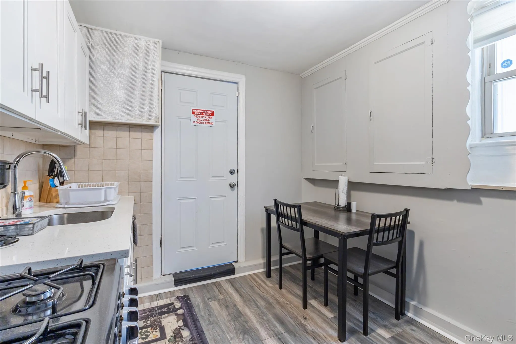 1830 Yates Avenue, New York, NY, 3 Bedrooms Bedrooms, 9 Rooms Rooms,2 BathroomsBathrooms,Residential,For Rent,Yates,0,997294 1830 Yates Avenue, New York, NY, 3 Bedrooms Bedrooms, 9 Rooms Rooms,2 BathroomsBathrooms,Residential,For Rent,Yates,0,997294