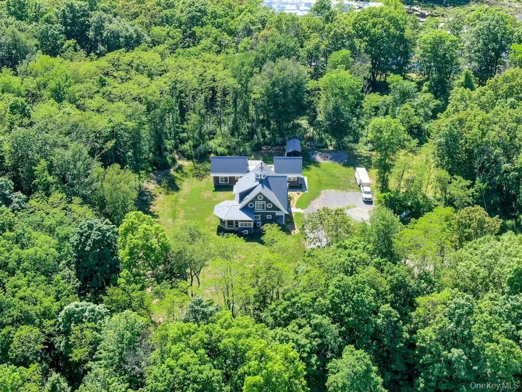 120 Dashville Road, Esopus, NY, 3 Bedrooms Bedrooms, 14 Rooms Rooms,2 BathroomsBathrooms,Residential,For Rent,Dashville,0,997298 120 Dashville Road, Esopus, NY, 3 Bedrooms Bedrooms, 14 Rooms Rooms,2 BathroomsBathrooms,Residential,For Rent,Dashville,0,997298
