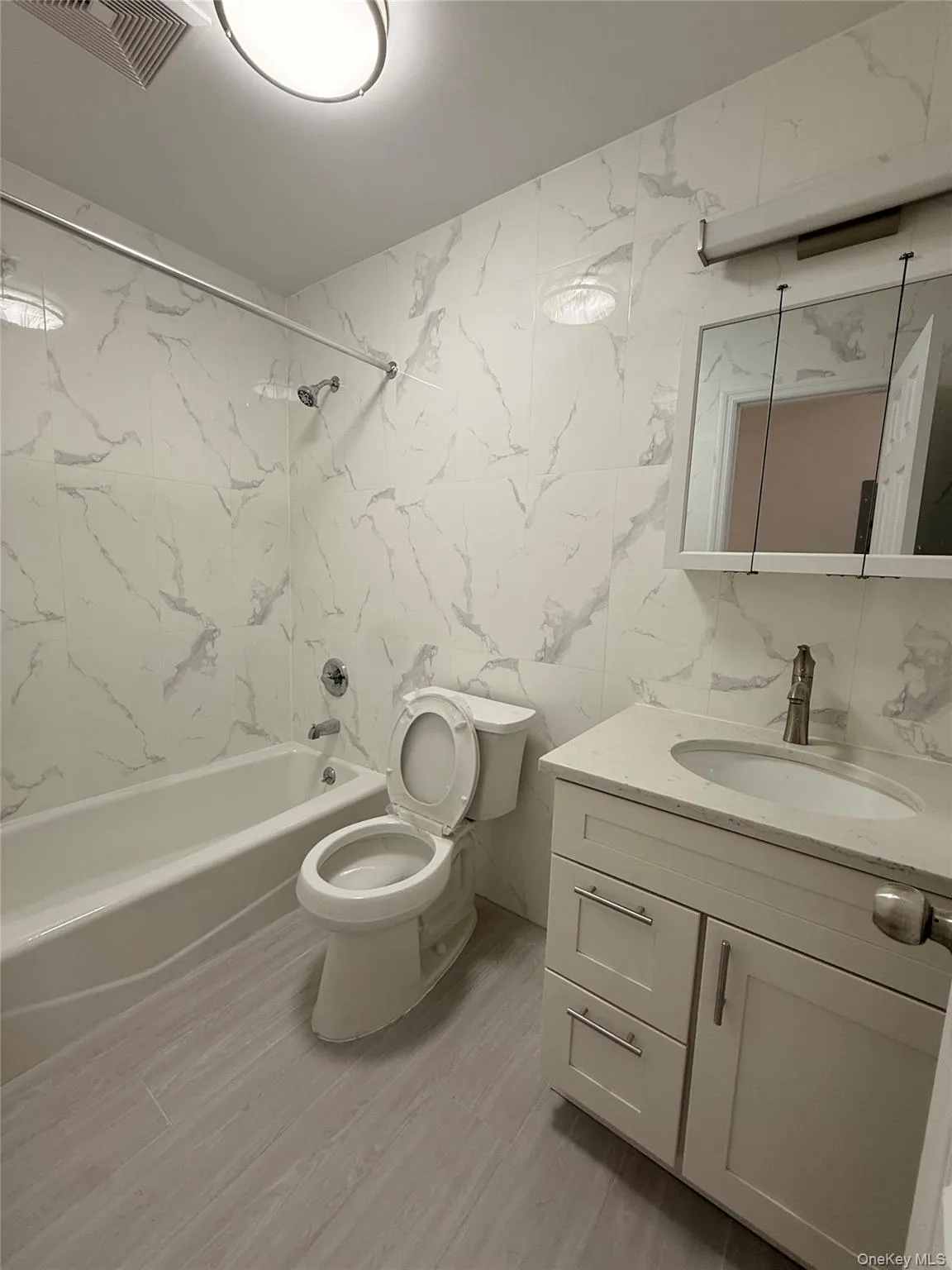 1977 73rd Street, New York, NY, 3 Bedrooms Bedrooms, 6 Rooms Rooms,2 BathroomsBathrooms,Residential Lease,For Rent,73rd,0,997303 1977 73rd Street, New York, NY, 3 Bedrooms Bedrooms, 6 Rooms Rooms,2 BathroomsBathrooms,Residential Lease,For Rent,73rd,0,997303