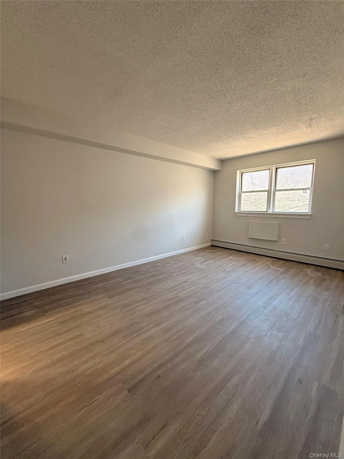 1977 73rd Street, New York, NY, 3 Bedrooms Bedrooms, 6 Rooms Rooms,2 BathroomsBathrooms,Residential Lease,For Rent,73rd,0,997303 1977 73rd Street, New York, NY, 3 Bedrooms Bedrooms, 6 Rooms Rooms,2 BathroomsBathrooms,Residential Lease,For Rent,73rd,0,997303