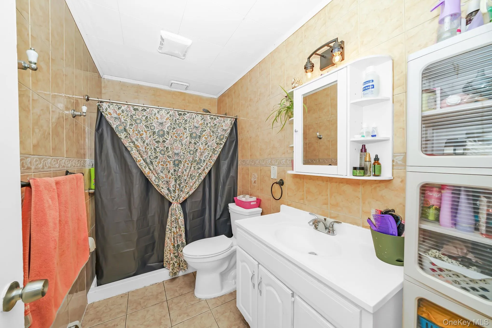 27 Stockton Street, Islip, NY, 4 Bedrooms Bedrooms, 9 Rooms Rooms,2 BathroomsBathrooms,Residential,For Rent,Stockton,0,997316 27 Stockton Street, Islip, NY, 4 Bedrooms Bedrooms, 9 Rooms Rooms,2 BathroomsBathrooms,Residential,For Rent,Stockton,0,997316