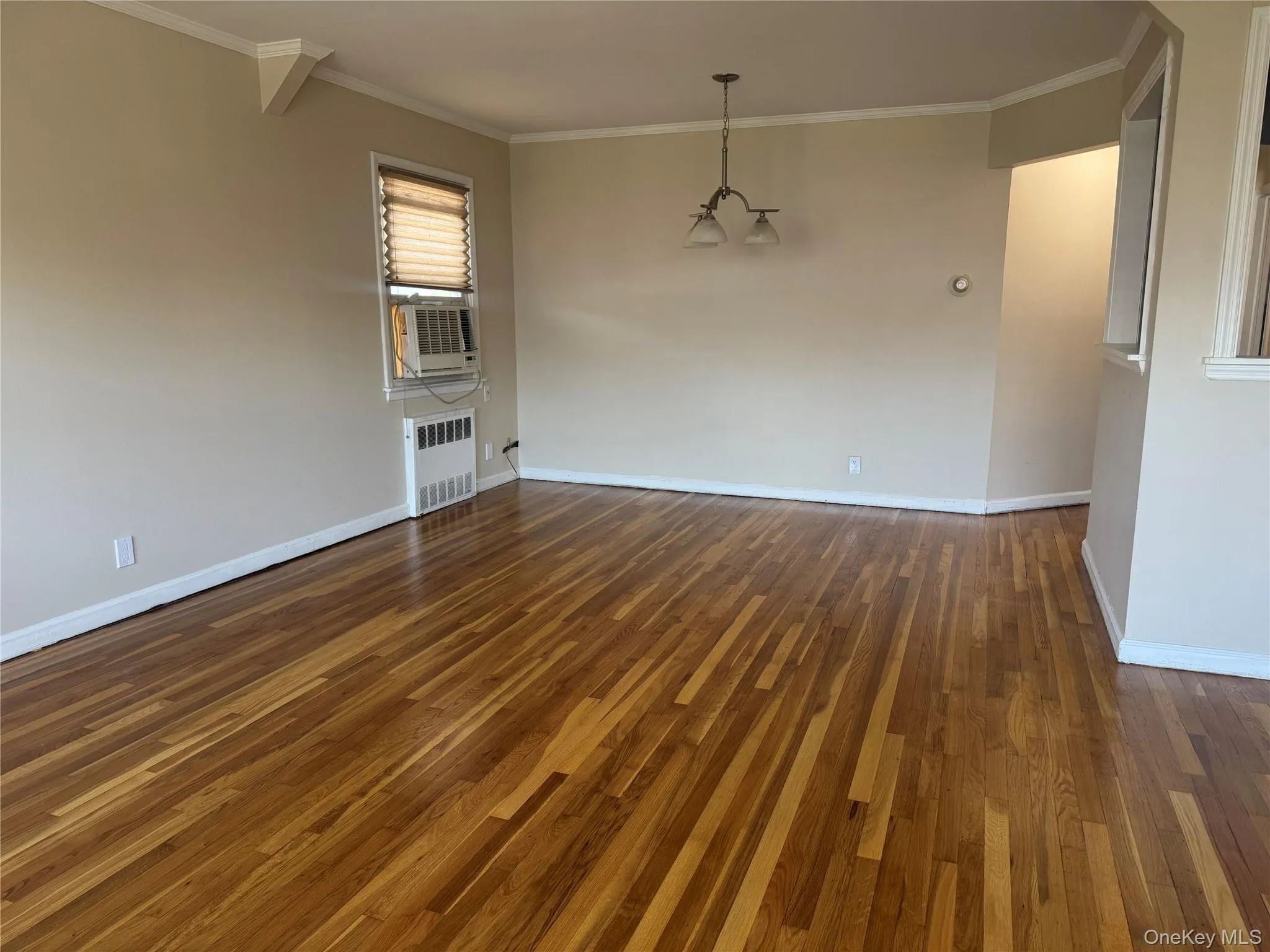 375 Cochran Place, Hempstead, NY, 3 Bedrooms Bedrooms, 5 Rooms Rooms,1 BathroomBathrooms,Residential Lease,For Rent,Cochran,0,997322 375 Cochran Place, Hempstead, NY, 3 Bedrooms Bedrooms, 5 Rooms Rooms,1 BathroomBathrooms,Residential Lease,For Rent,Cochran,0,997322