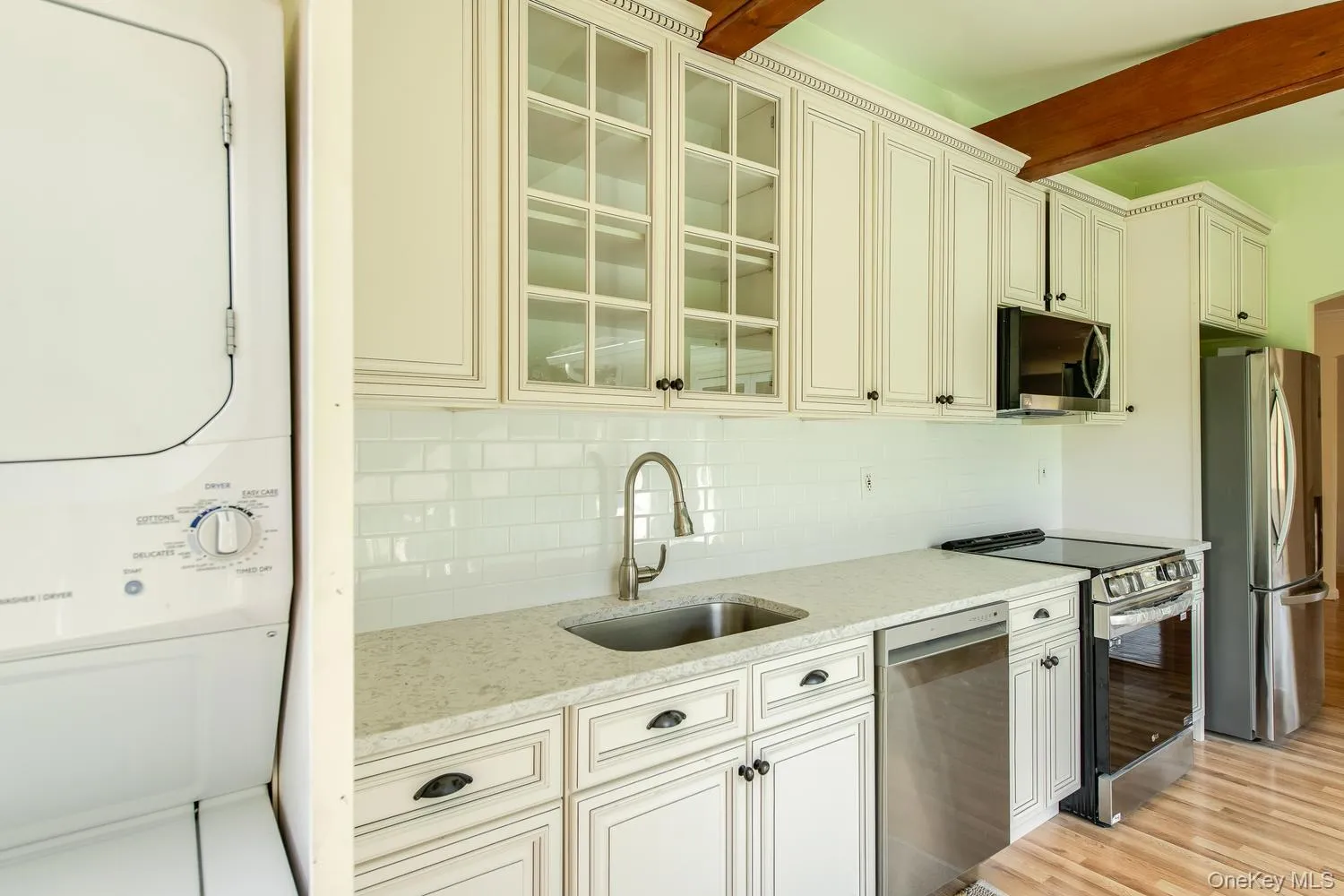 1360 Centre Road, Clinton, NY, 3 Bedrooms Bedrooms, 6 Rooms Rooms,2 BathroomsBathrooms,Residential Lease,For Rent,Centre,0,997325 1360 Centre Road, Clinton, NY, 3 Bedrooms Bedrooms, 6 Rooms Rooms,2 BathroomsBathrooms,Residential Lease,For Rent,Centre,0,997325
