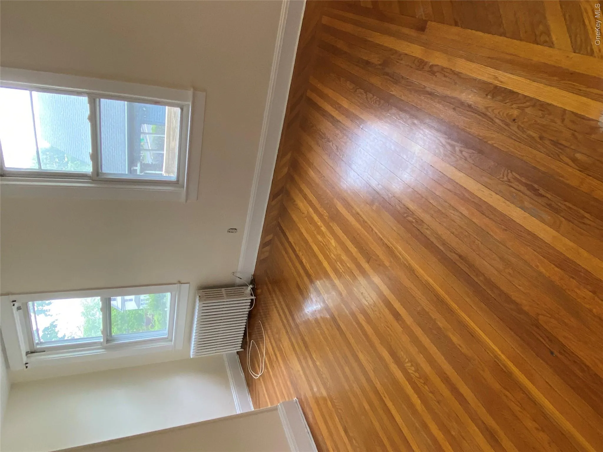 Gleaming hardwood floor Gleaming hardwood floor
