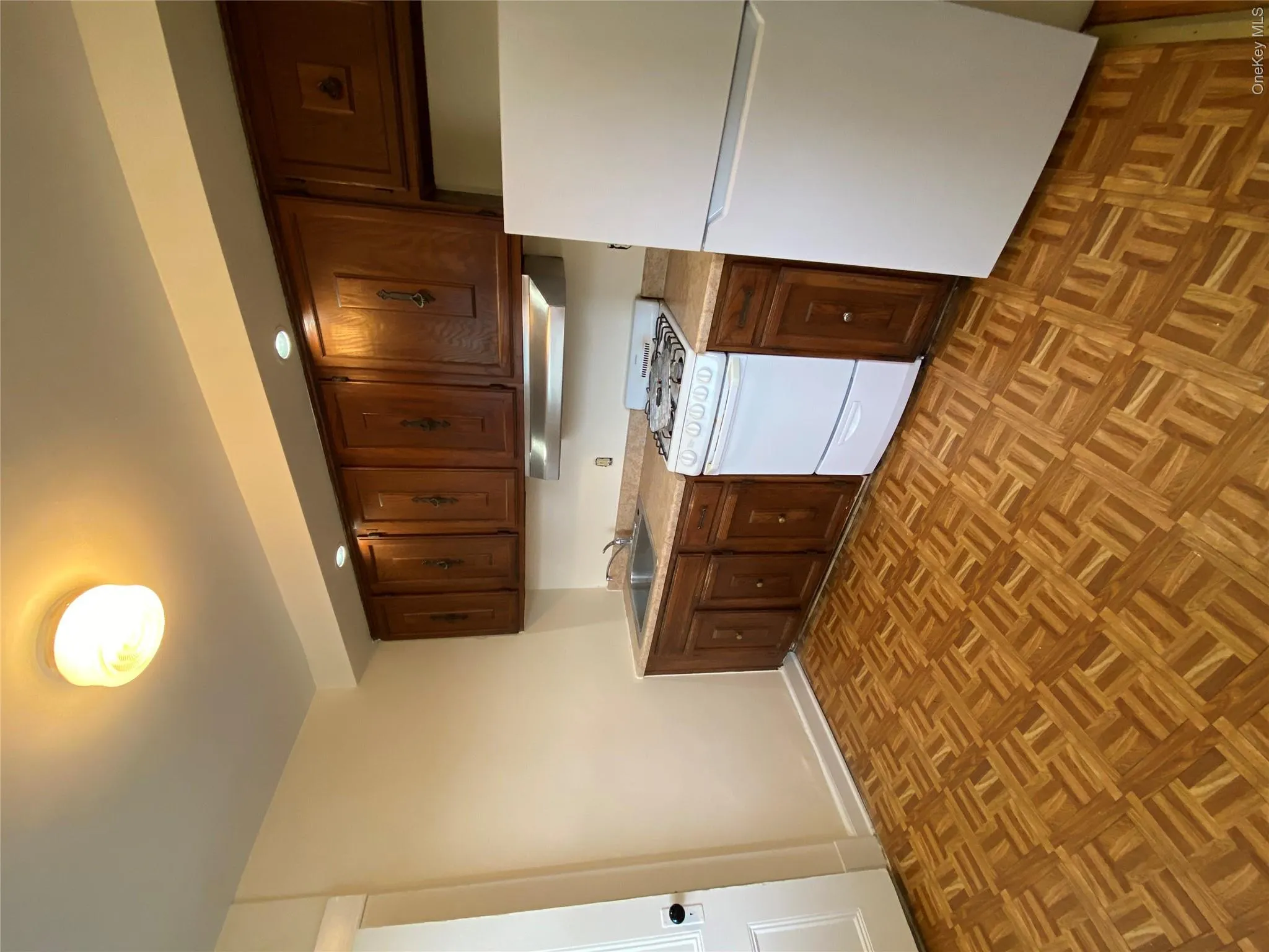 Parquet floor Parquet floor