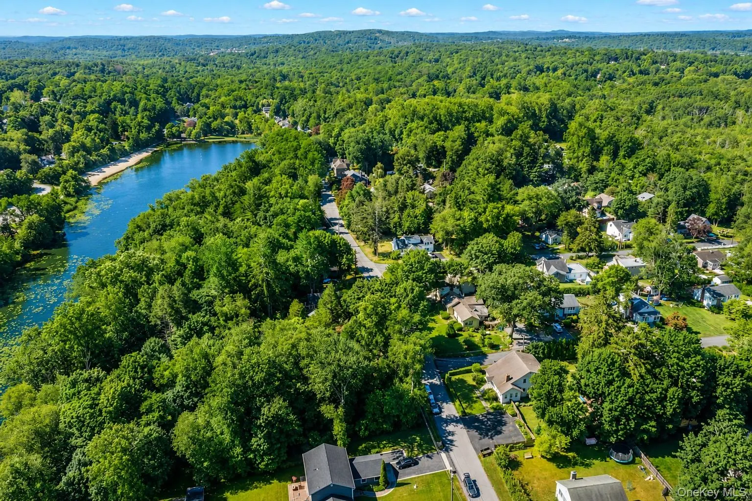 2915 Hyatt Street, Yorktown, NY, 3 Bedrooms Bedrooms, 7 Rooms Rooms,2 BathroomsBathrooms,Residential,For Rent,Hyatt,0,KEY997345 2915 Hyatt Street, Yorktown, NY, 3 Bedrooms Bedrooms, 7 Rooms Rooms,2 BathroomsBathrooms,Residential,For Rent,Hyatt,0,KEY997345