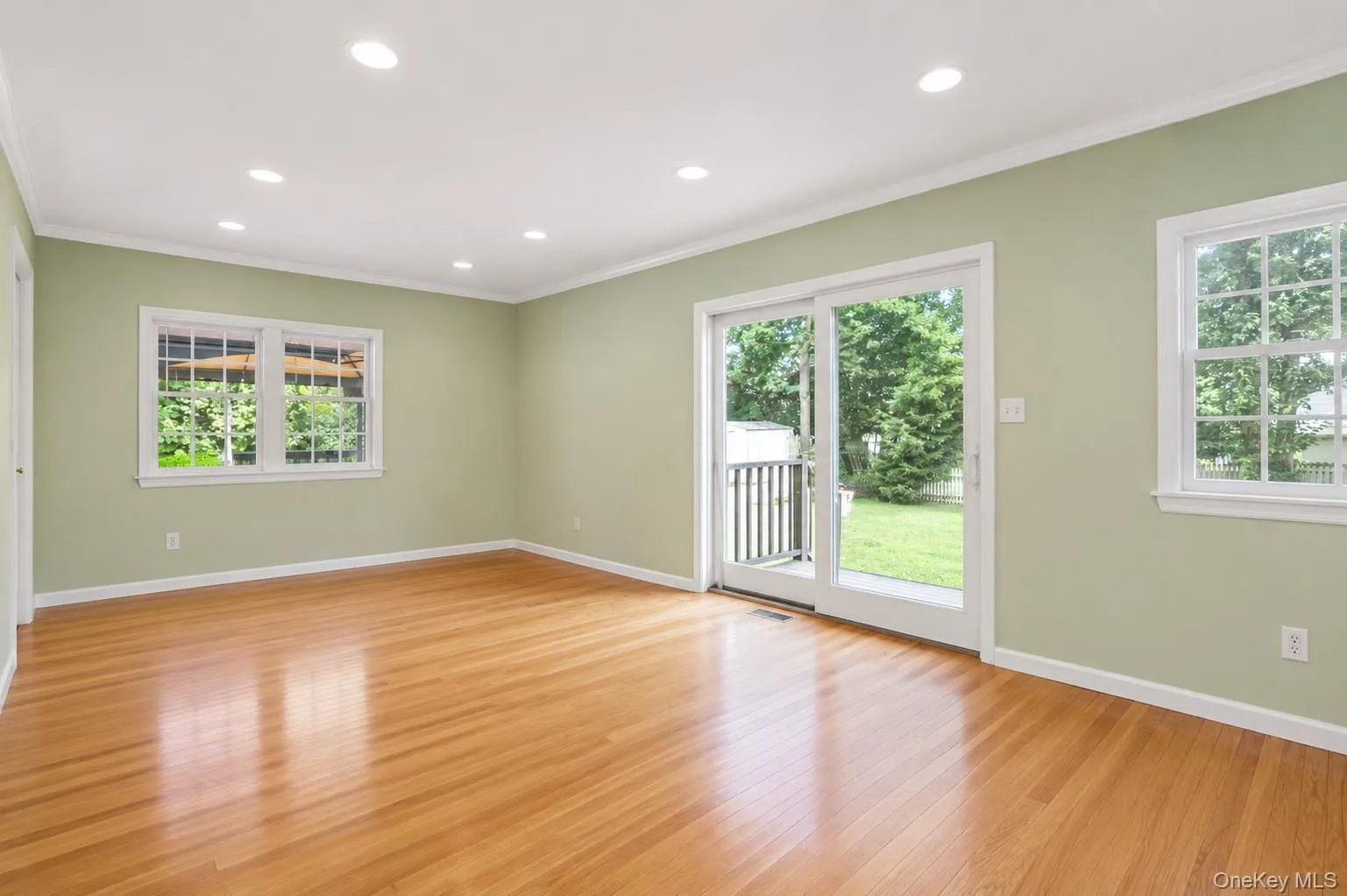 2915 Hyatt Street, Yorktown, NY, 3 Bedrooms Bedrooms, 7 Rooms Rooms,2 BathroomsBathrooms,Residential,For Rent,Hyatt,0,KEY997345 2915 Hyatt Street, Yorktown, NY, 3 Bedrooms Bedrooms, 7 Rooms Rooms,2 BathroomsBathrooms,Residential,For Rent,Hyatt,0,KEY997345