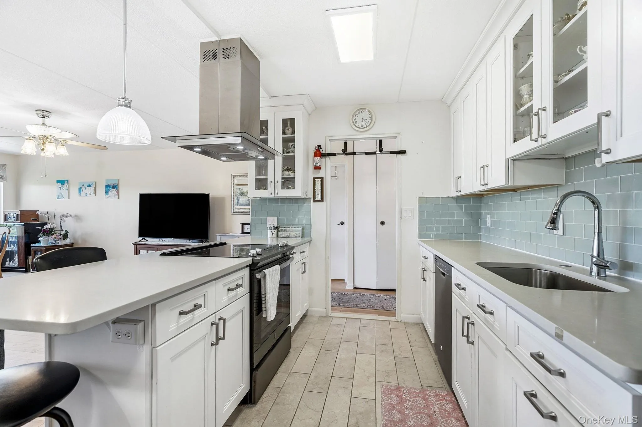 From Eat in Kitchen to Entry Foyer From Eat in Kitchen to Entry Foyer