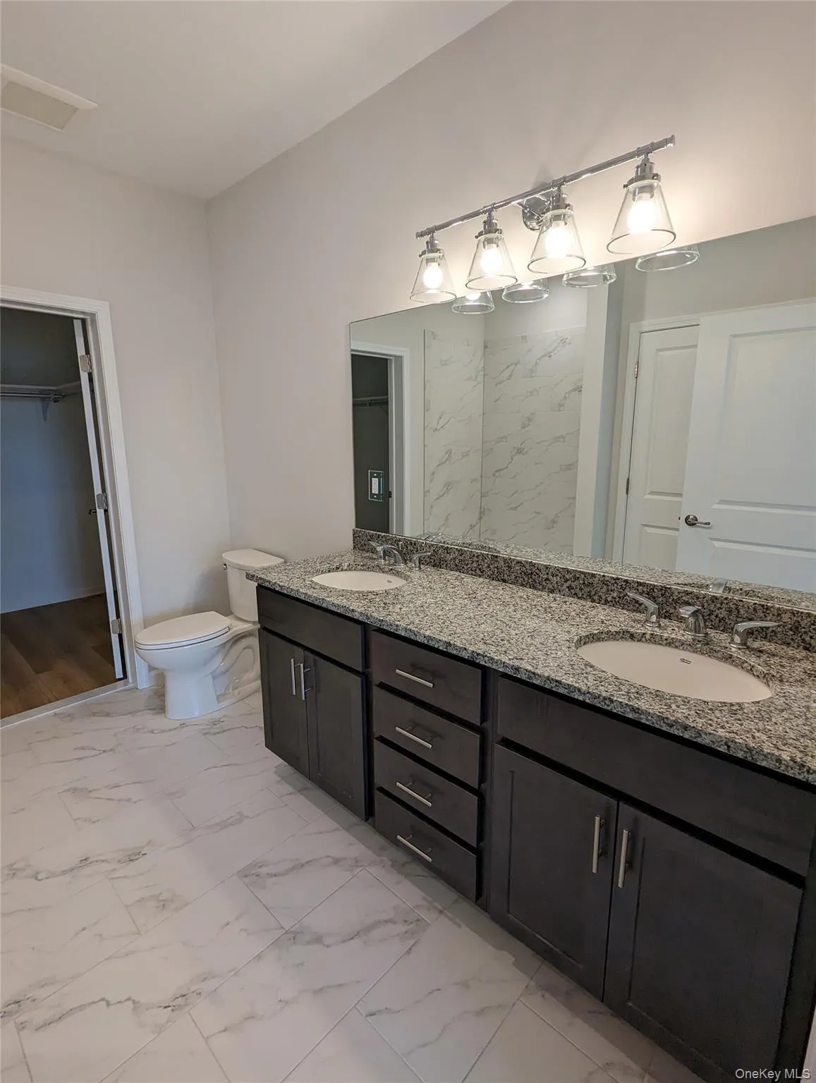 411 Tower Ridge Circle, Wallkill, NY, 2 Bedrooms Bedrooms, 5 Rooms Rooms,2 BathroomsBathrooms,Residential Lease,For Rent,Tower Ridge,0,997352 411 Tower Ridge Circle, Wallkill, NY, 2 Bedrooms Bedrooms, 5 Rooms Rooms,2 BathroomsBathrooms,Residential Lease,For Rent,Tower Ridge,0,997352