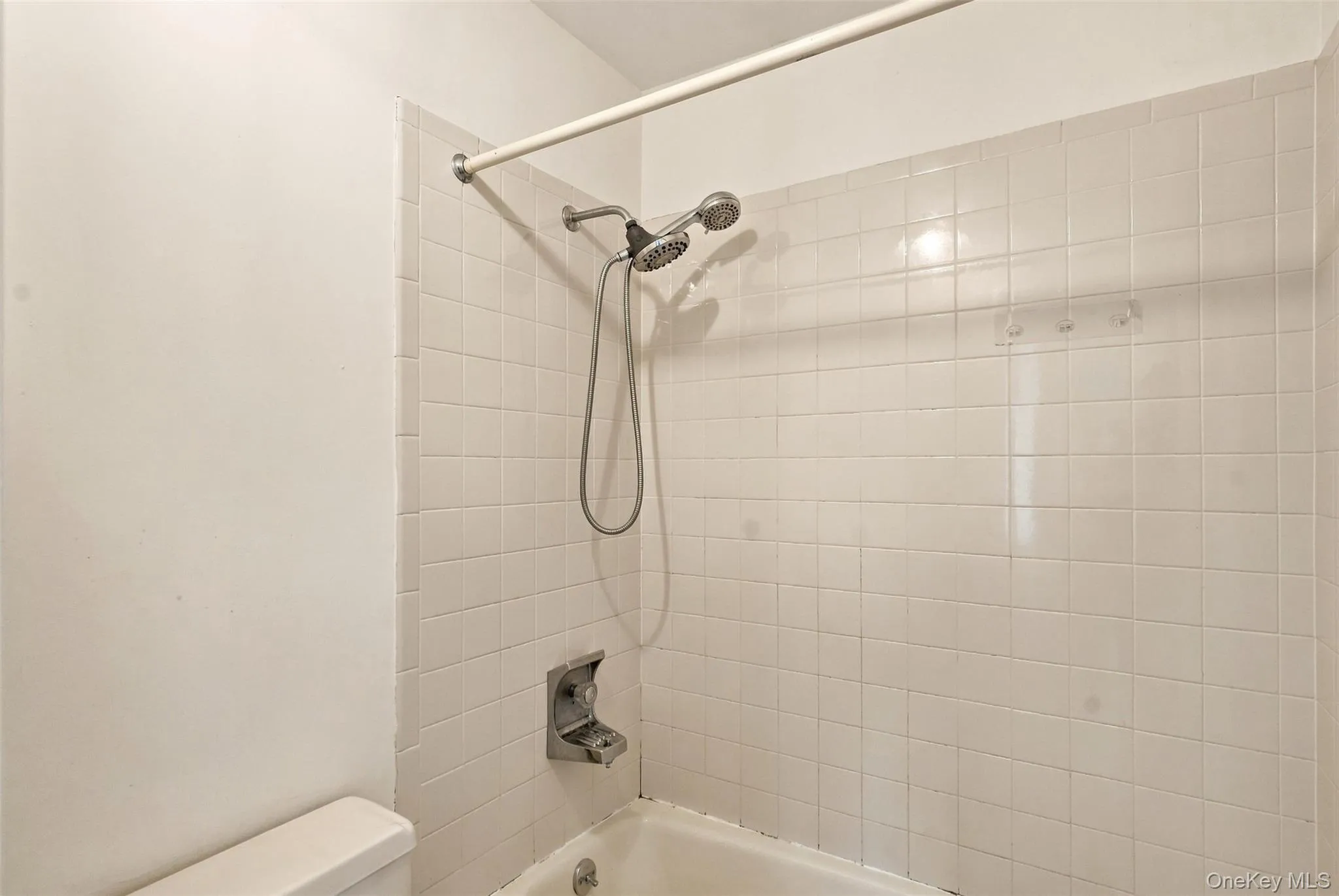 2nd floor common full bathroom 2nd floor common full bathroom