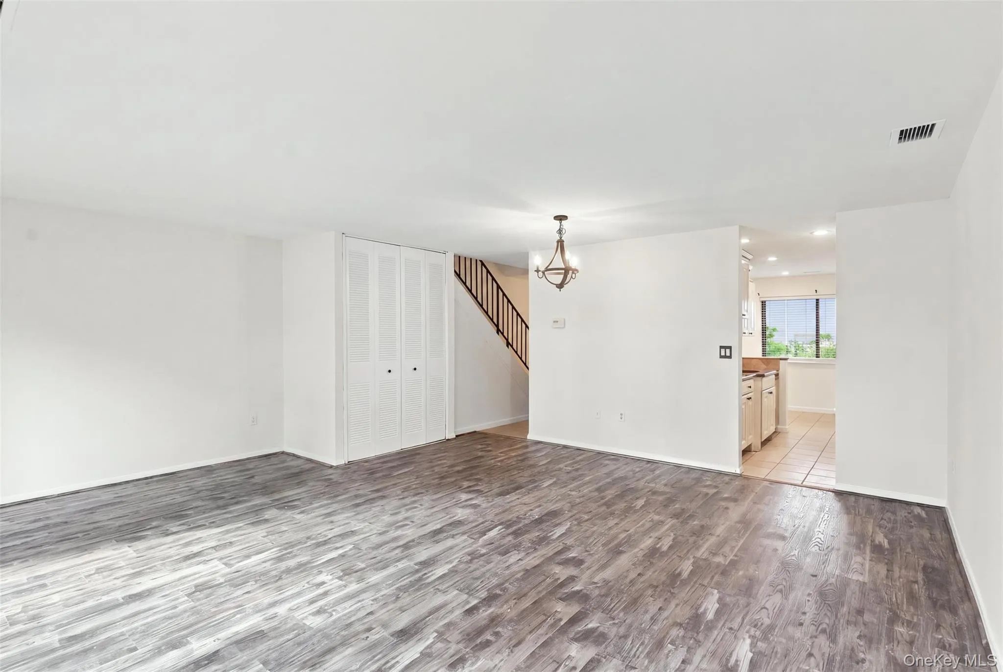 1905 Magnolia Walk, Poughkeepsie, NY, 3 Bedrooms Bedrooms, 8 Rooms Rooms,2 BathroomsBathrooms,Residential,For Rent,Magnolia,0,997362 1905 Magnolia Walk, Poughkeepsie, NY, 3 Bedrooms Bedrooms, 8 Rooms Rooms,2 BathroomsBathrooms,Residential,For Rent,Magnolia,0,997362