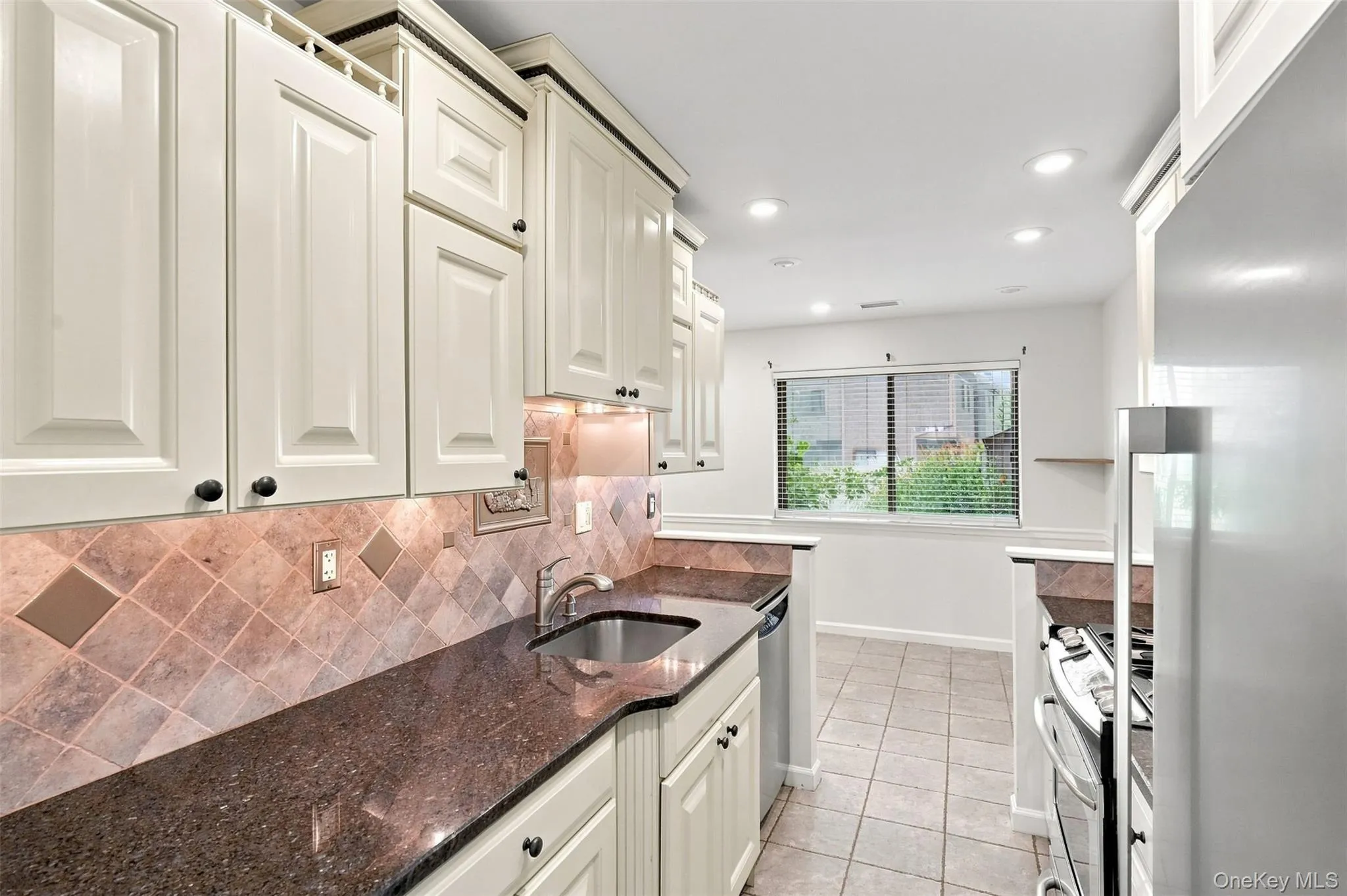 1905 Magnolia Walk, Poughkeepsie, NY, 3 Bedrooms Bedrooms, 8 Rooms Rooms,2 BathroomsBathrooms,Residential,For Rent,Magnolia,0,997362 1905 Magnolia Walk, Poughkeepsie, NY, 3 Bedrooms Bedrooms, 8 Rooms Rooms,2 BathroomsBathrooms,Residential,For Rent,Magnolia,0,997362