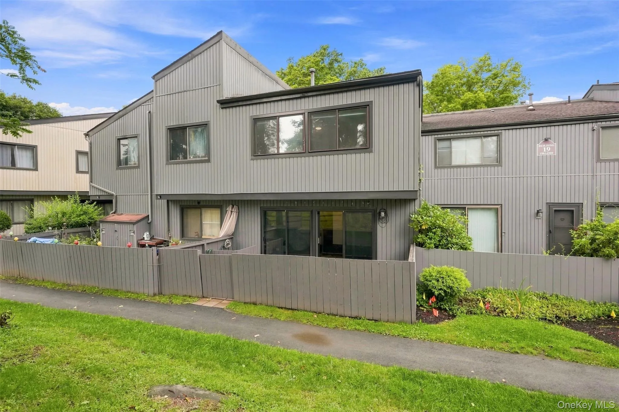 1905 Magnolia Walk, Poughkeepsie, NY, 3 Bedrooms Bedrooms, 8 Rooms Rooms,2 BathroomsBathrooms,Residential,For Rent,Magnolia,0,997362 1905 Magnolia Walk, Poughkeepsie, NY, 3 Bedrooms Bedrooms, 8 Rooms Rooms,2 BathroomsBathrooms,Residential,For Rent,Magnolia,0,997362