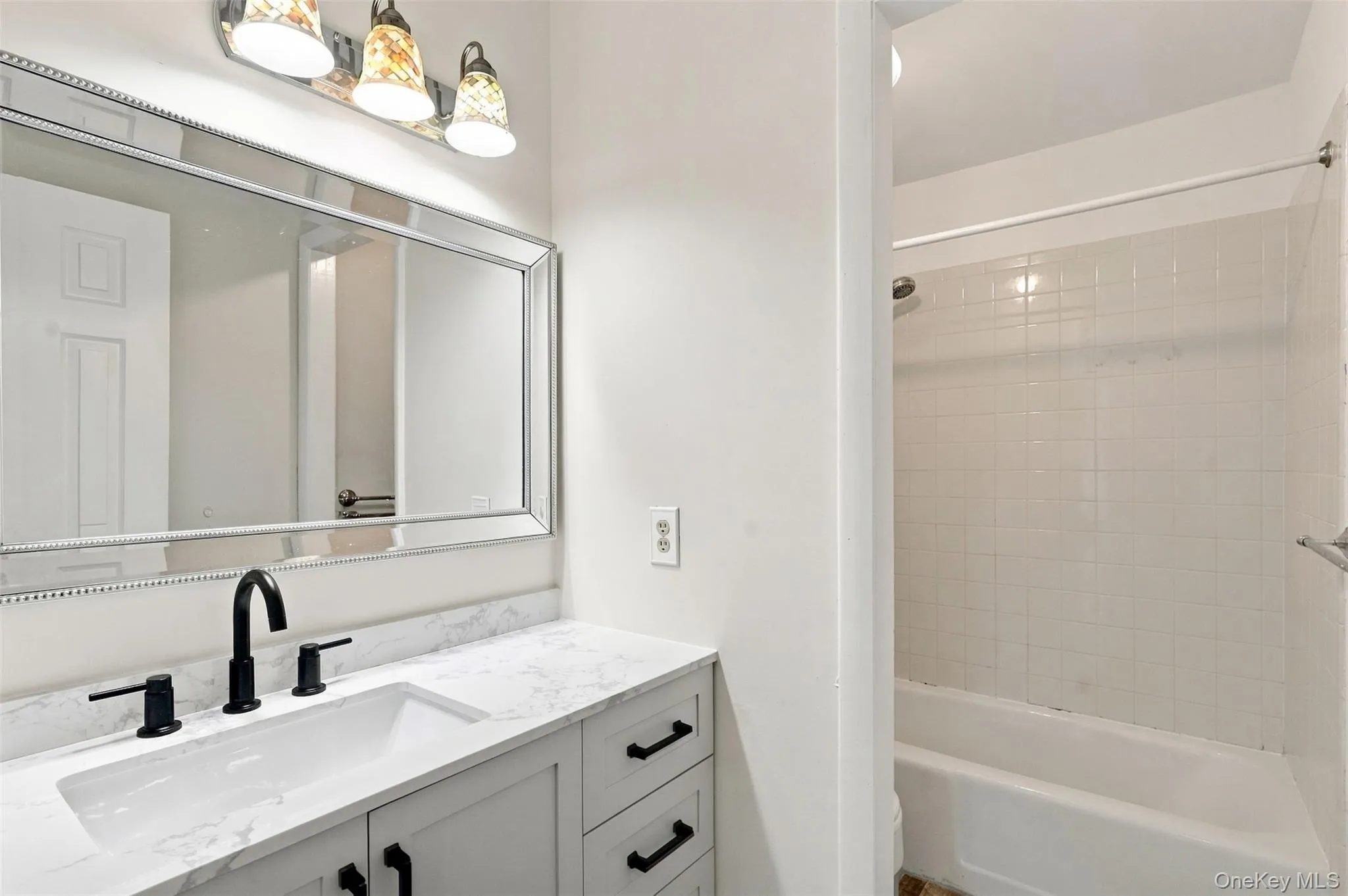 2nd floor common full bathroom 2nd floor common full bathroom