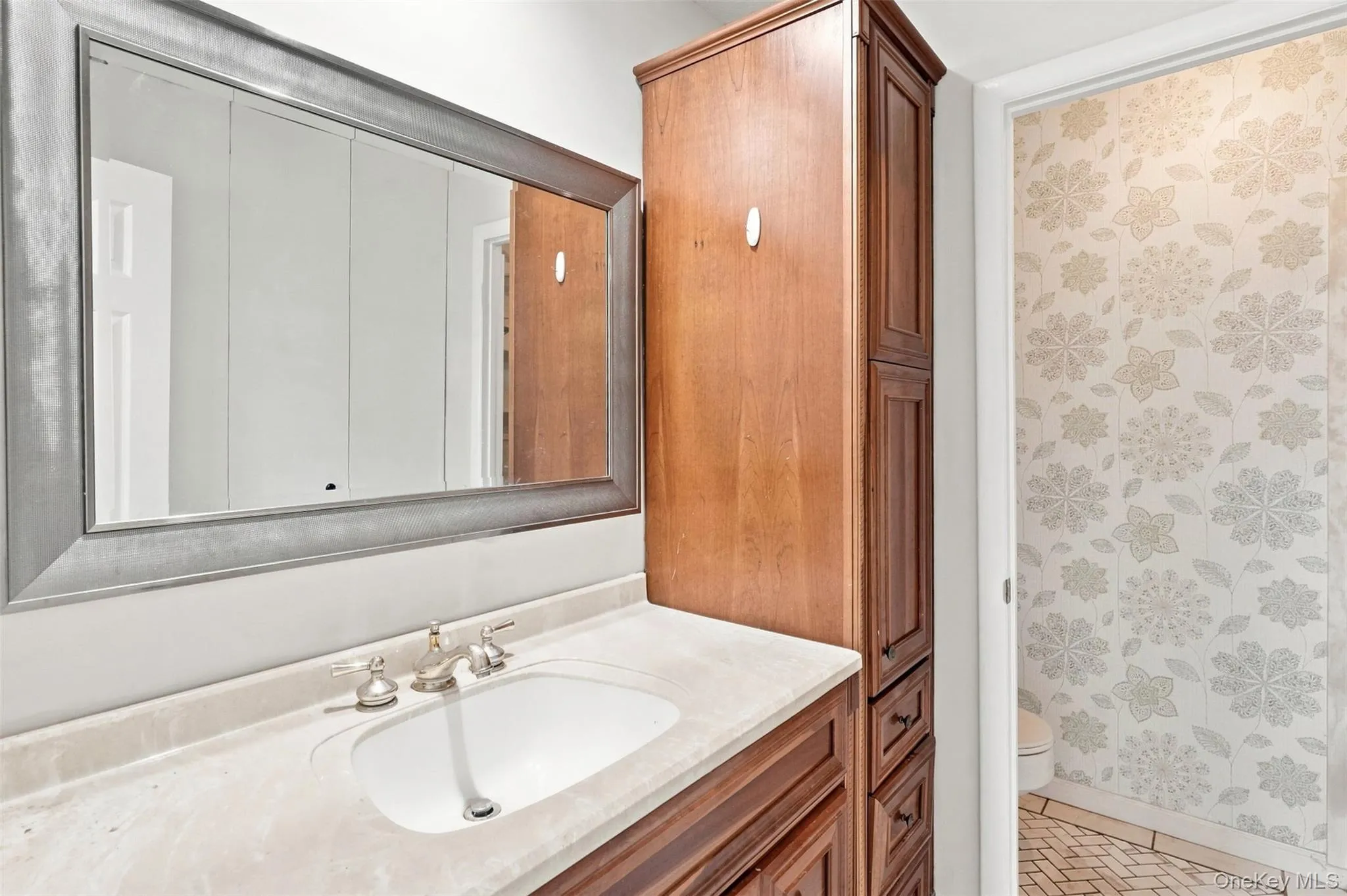 2nd floor full bathroom 2nd floor full bathroom