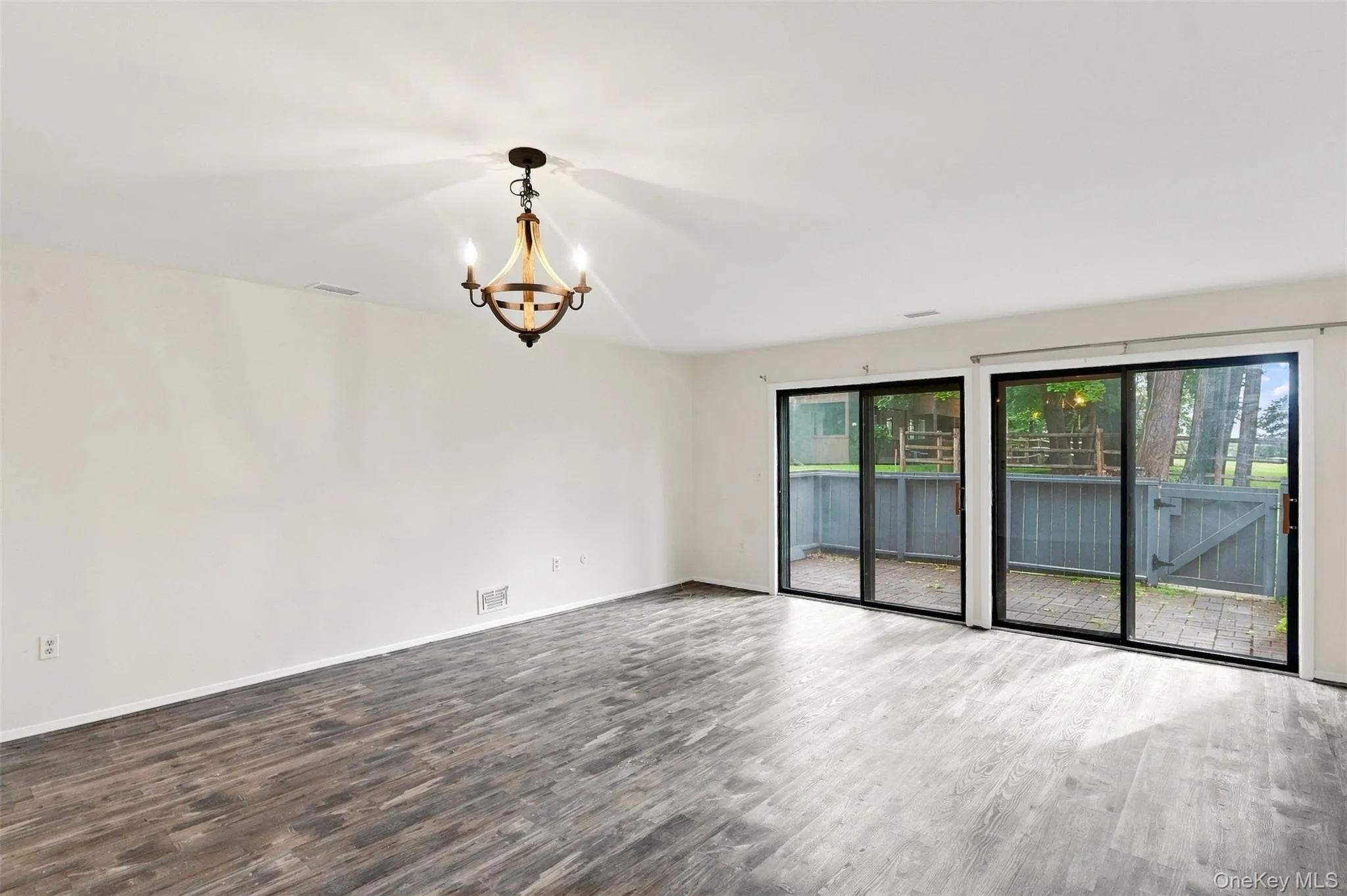 1905 Magnolia Walk, Poughkeepsie, NY, 3 Bedrooms Bedrooms, 8 Rooms Rooms,2 BathroomsBathrooms,Residential,For Rent,Magnolia,0,997362 1905 Magnolia Walk, Poughkeepsie, NY, 3 Bedrooms Bedrooms, 8 Rooms Rooms,2 BathroomsBathrooms,Residential,For Rent,Magnolia,0,997362