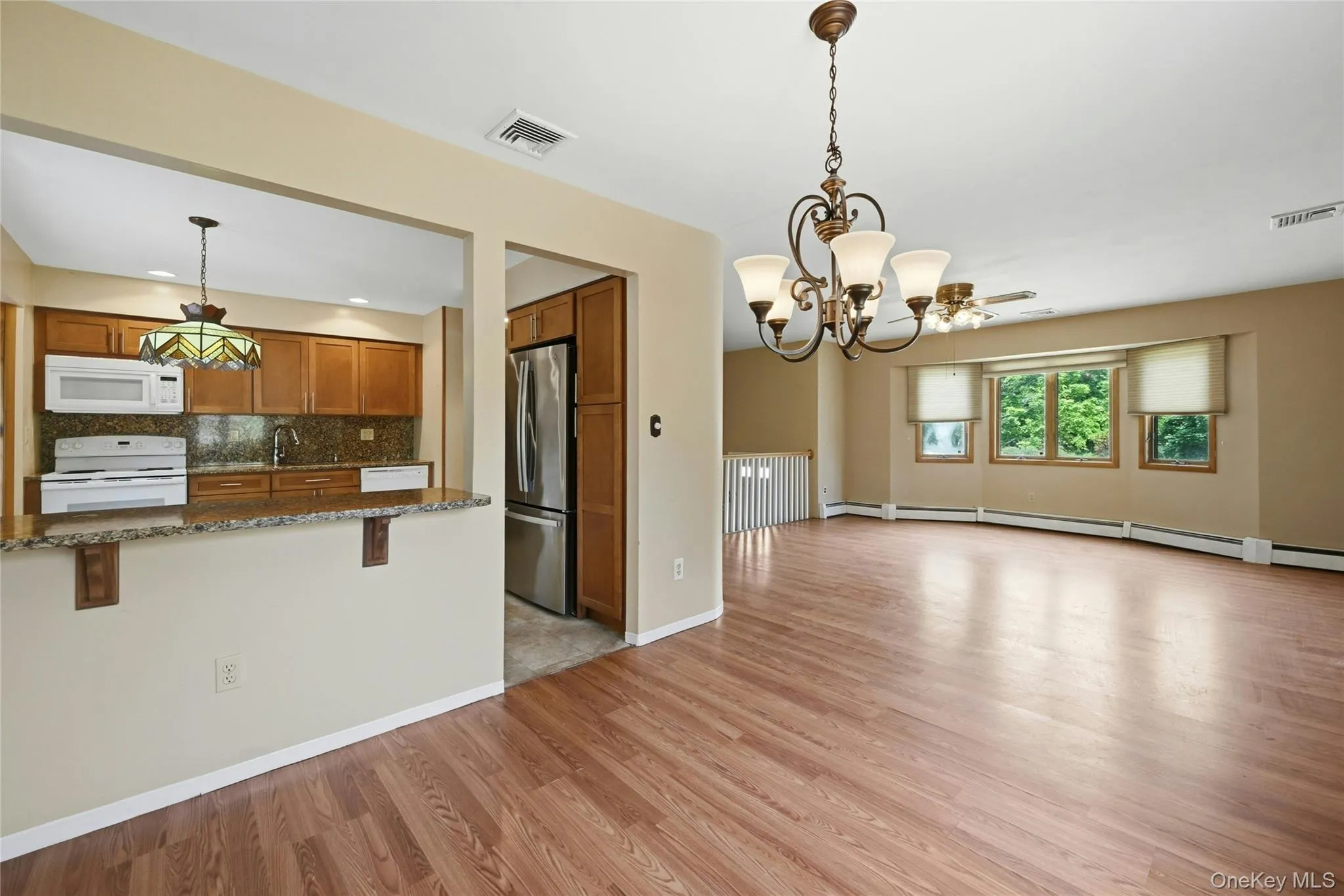 84 Henearly Drive, Brookhaven, NY, 3 Bedrooms Bedrooms, 7 Rooms Rooms,2 BathroomsBathrooms,Residential,For Rent,Henearly,0,997365 84 Henearly Drive, Brookhaven, NY, 3 Bedrooms Bedrooms, 7 Rooms Rooms,2 BathroomsBathrooms,Residential,For Rent,Henearly,0,997365