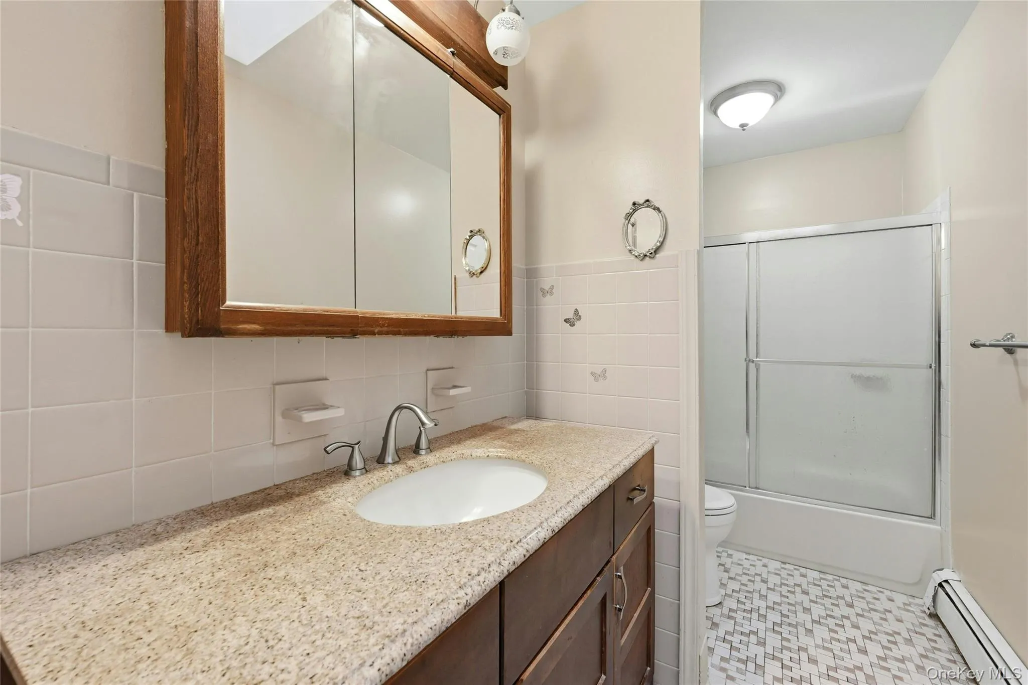 84 Henearly Drive, Brookhaven, NY, 3 Bedrooms Bedrooms, 7 Rooms Rooms,2 BathroomsBathrooms,Residential,For Rent,Henearly,0,997365 84 Henearly Drive, Brookhaven, NY, 3 Bedrooms Bedrooms, 7 Rooms Rooms,2 BathroomsBathrooms,Residential,For Rent,Henearly,0,997365