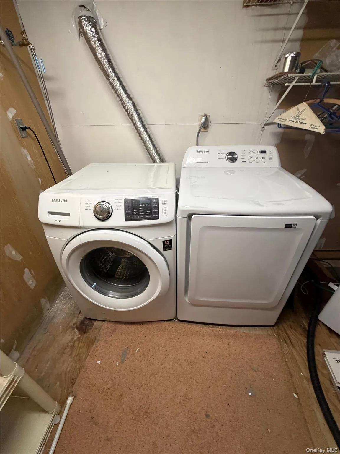 12 Todd Drive, Middletown, NY, 3 Bedrooms Bedrooms, 7 Rooms Rooms,1 BathroomBathrooms,Residential Sale,For Rent,Todd,0,997368 12 Todd Drive, Middletown, NY, 3 Bedrooms Bedrooms, 7 Rooms Rooms,1 BathroomBathrooms,Residential Sale,For Rent,Todd,0,997368