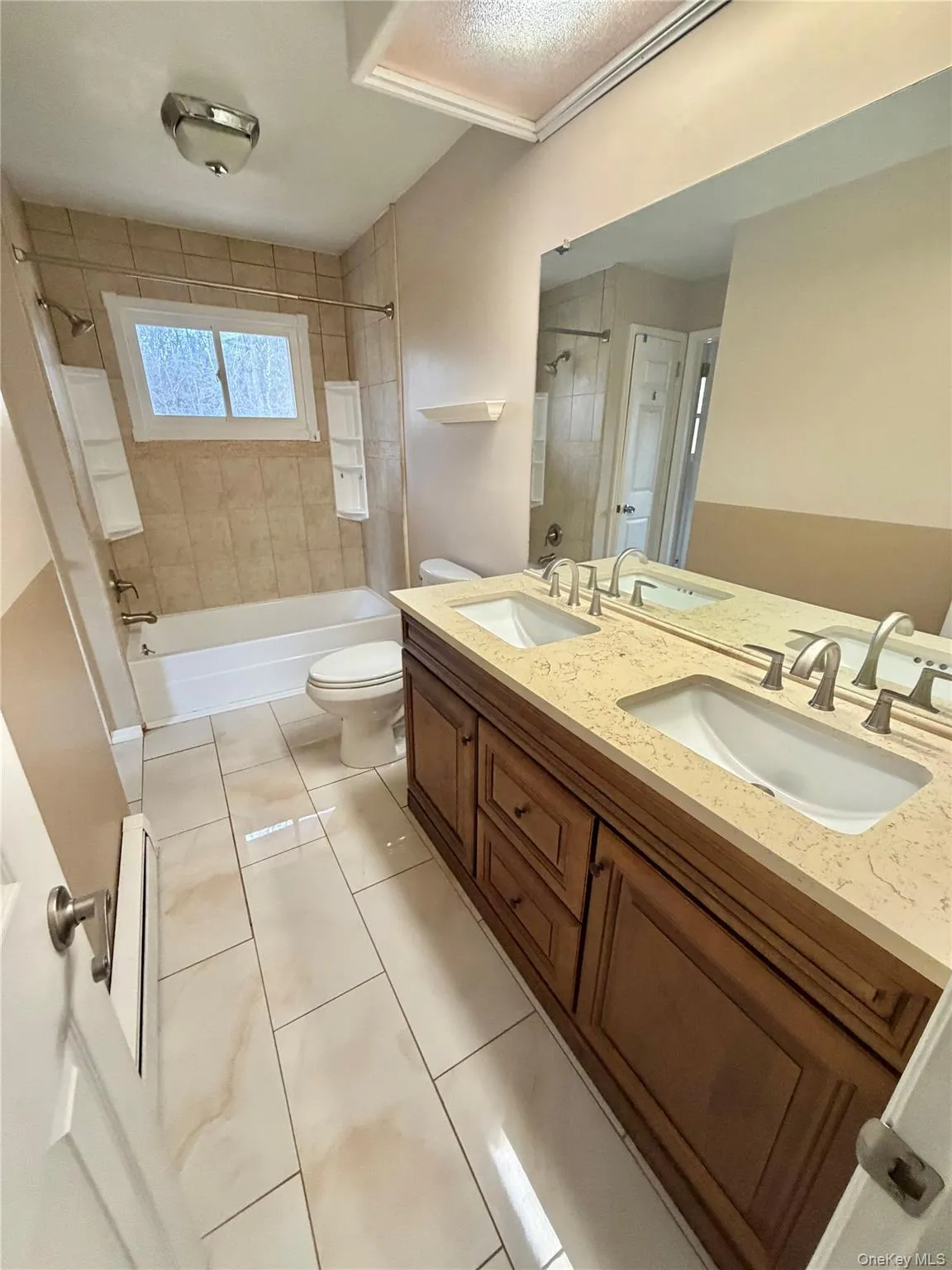 12 Todd Drive, Middletown, NY, 3 Bedrooms Bedrooms, 7 Rooms Rooms,1 BathroomBathrooms,Residential Sale,For Rent,Todd,0,997368 12 Todd Drive, Middletown, NY, 3 Bedrooms Bedrooms, 7 Rooms Rooms,1 BathroomBathrooms,Residential Sale,For Rent,Todd,0,997368