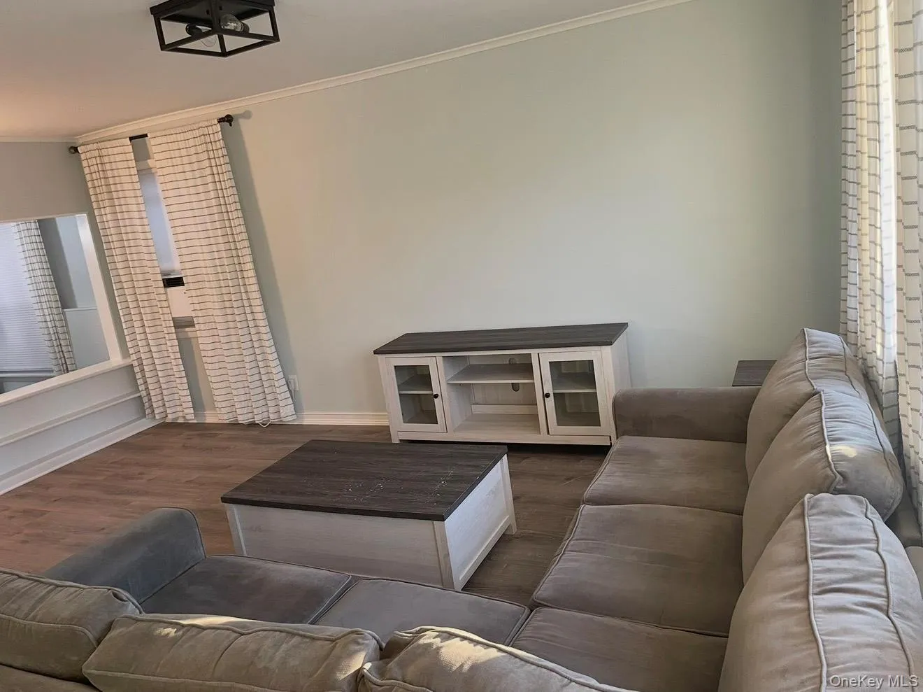 527 Market Street, Long Beach, NY, 2 Bedrooms Bedrooms, 5 Rooms Rooms,2 BathroomsBathrooms,Residential Lease,For Rent,Market,0,997378 527 Market Street, Long Beach, NY, 2 Bedrooms Bedrooms, 5 Rooms Rooms,2 BathroomsBathrooms,Residential Lease,For Rent,Market,0,997378
