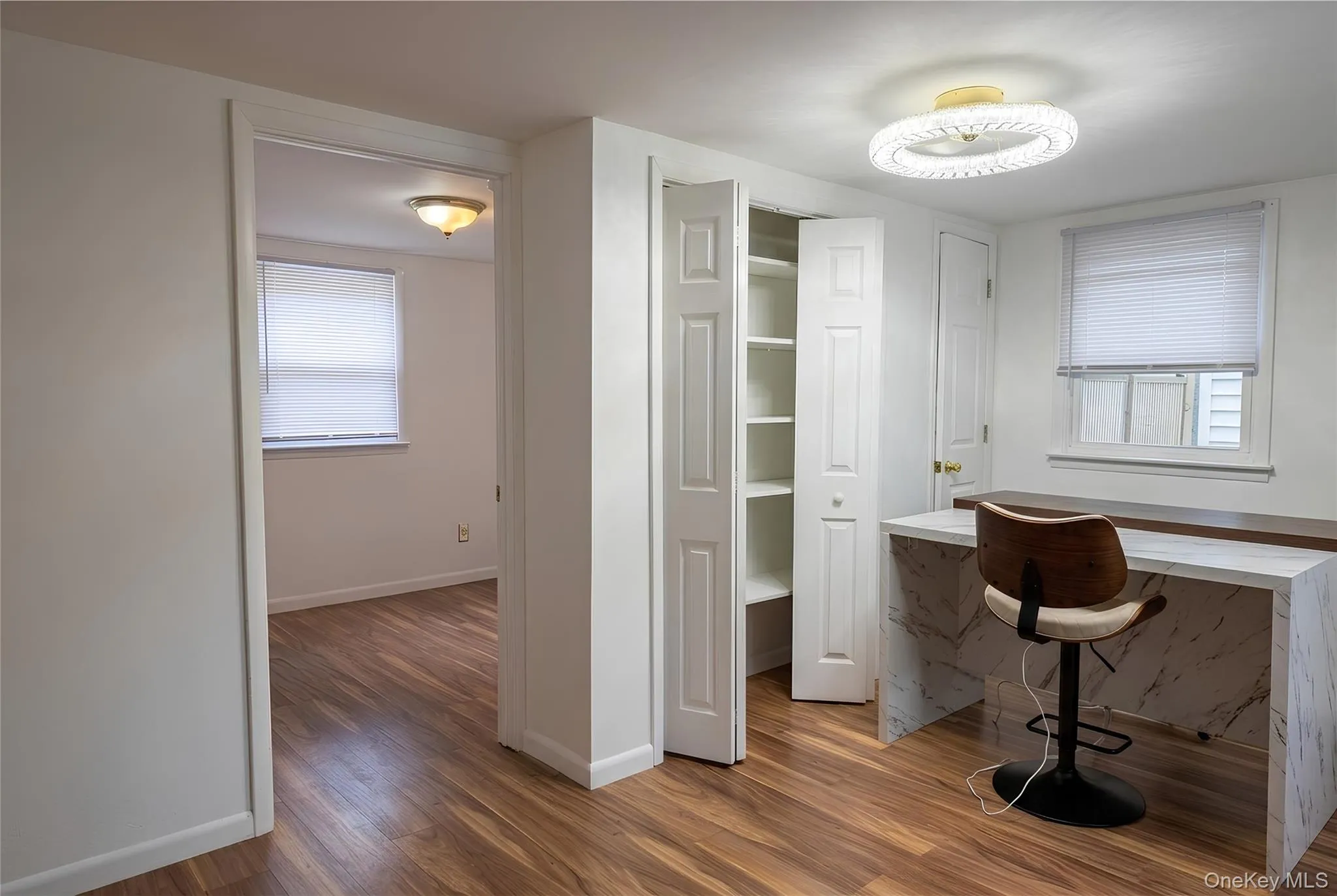 13 Cedarwood Drive, Huntington, NY, 2 Bedrooms Bedrooms, 4 Rooms Rooms,1 BathroomBathrooms,Residential Lease,For Rent,Cedarwood,0,997379 13 Cedarwood Drive, Huntington, NY, 2 Bedrooms Bedrooms, 4 Rooms Rooms,1 BathroomBathrooms,Residential Lease,For Rent,Cedarwood,0,997379