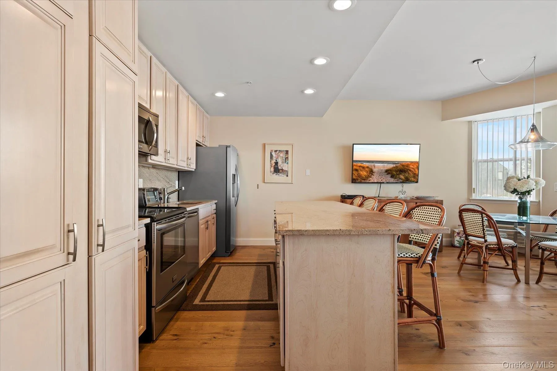 Kitchen and Dining Kitchen and Dining