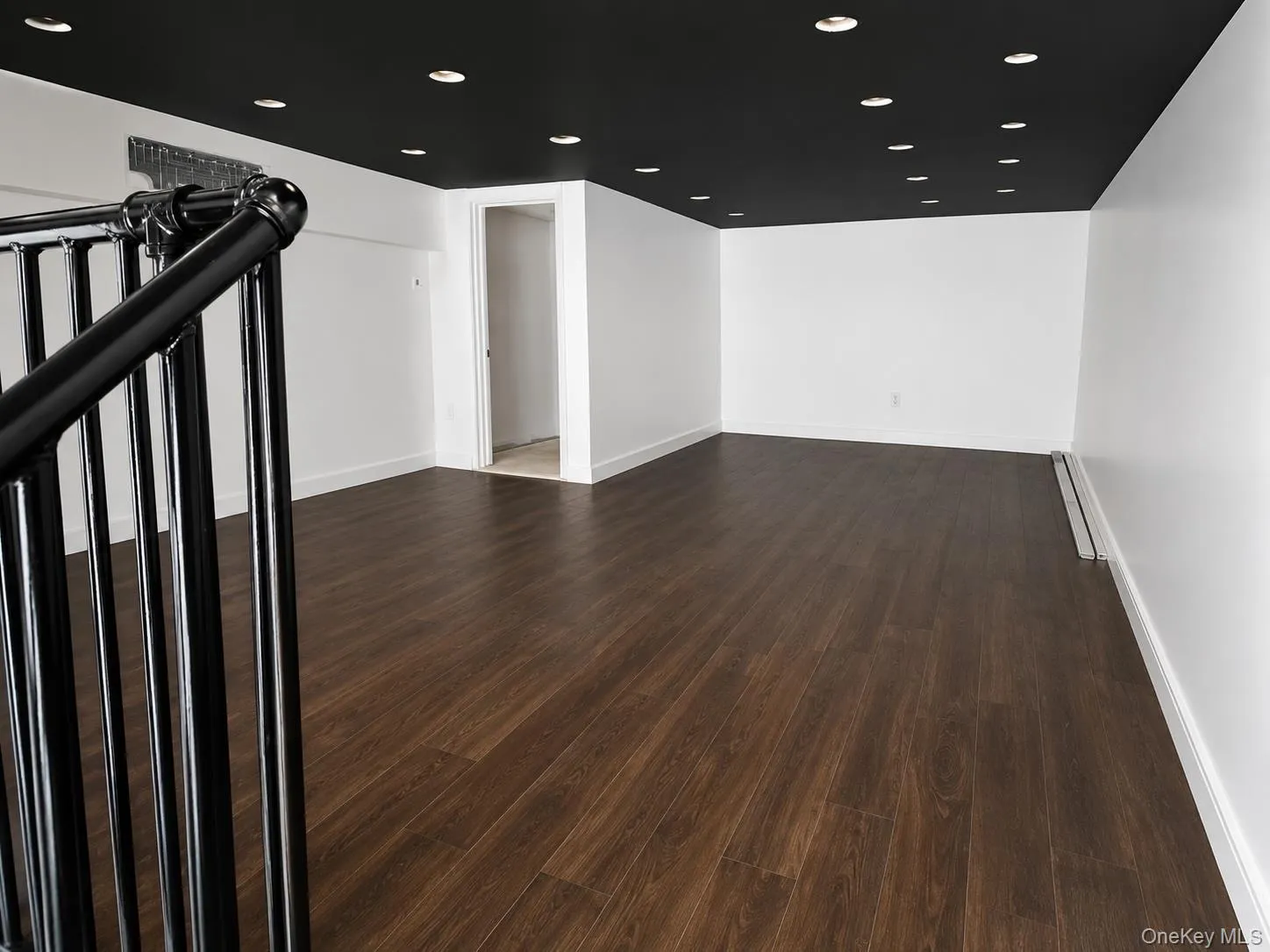 919 163rd E, New York, NY, ,Commercial Lease,For Rent,163rd E,0,997395 919 163rd E, New York, NY, ,Commercial Lease,For Rent,163rd E,0,997395