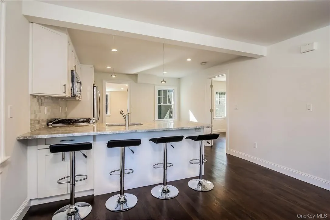 338 Palmer Avenue, Mamaroneck, NY, 2 Bedrooms Bedrooms, 4 Rooms Rooms,1 BathroomBathrooms,Residential Lease,For Rent,Palmer,0,997398 338 Palmer Avenue, Mamaroneck, NY, 2 Bedrooms Bedrooms, 4 Rooms Rooms,1 BathroomBathrooms,Residential Lease,For Rent,Palmer,0,997398