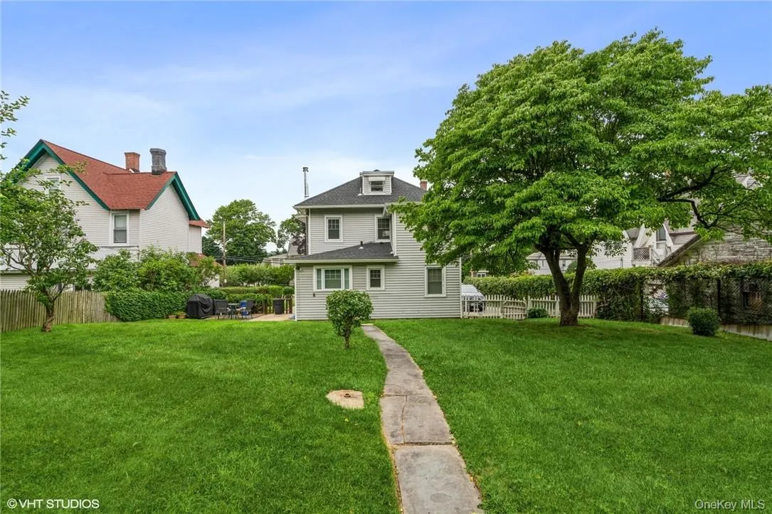 338 Palmer Avenue, Mamaroneck, NY, 2 Bedrooms Bedrooms, 4 Rooms Rooms,1 BathroomBathrooms,Residential Lease,For Rent,Palmer,0,997398 338 Palmer Avenue, Mamaroneck, NY, 2 Bedrooms Bedrooms, 4 Rooms Rooms,1 BathroomBathrooms,Residential Lease,For Rent,Palmer,0,997398