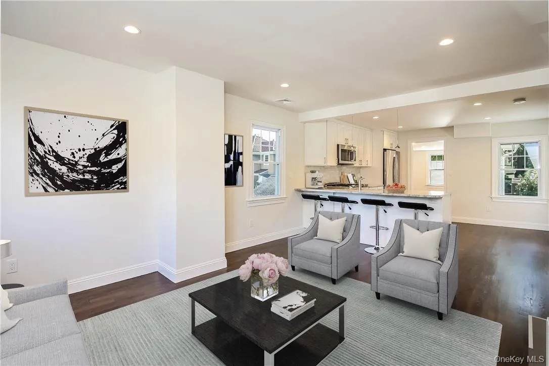 338 Palmer Avenue, Mamaroneck, NY, 2 Bedrooms Bedrooms, 4 Rooms Rooms,1 BathroomBathrooms,Residential Lease,For Rent,Palmer,0,997398 338 Palmer Avenue, Mamaroneck, NY, 2 Bedrooms Bedrooms, 4 Rooms Rooms,1 BathroomBathrooms,Residential Lease,For Rent,Palmer,0,997398