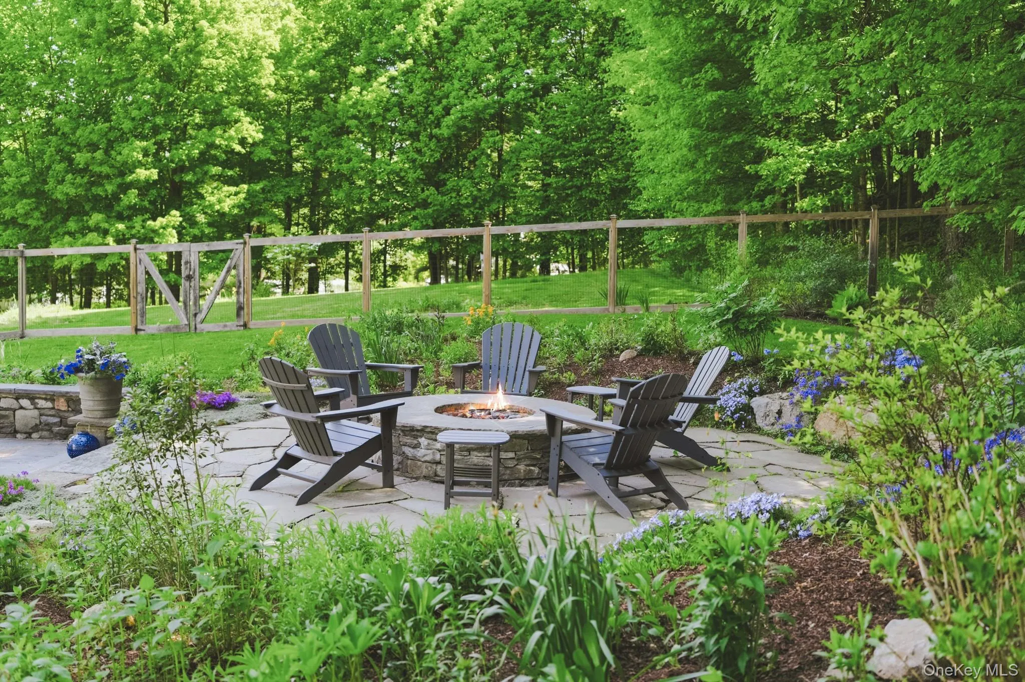 77 Old Stone Hill Road, Pound Ridge, NY, 5 Bedrooms Bedrooms, 14 Rooms Rooms,4 BathroomsBathrooms,Residential,For Rent,Old Stone Hill,0,997401 77 Old Stone Hill Road, Pound Ridge, NY, 5 Bedrooms Bedrooms, 14 Rooms Rooms,4 BathroomsBathrooms,Residential,For Rent,Old Stone Hill,0,997401