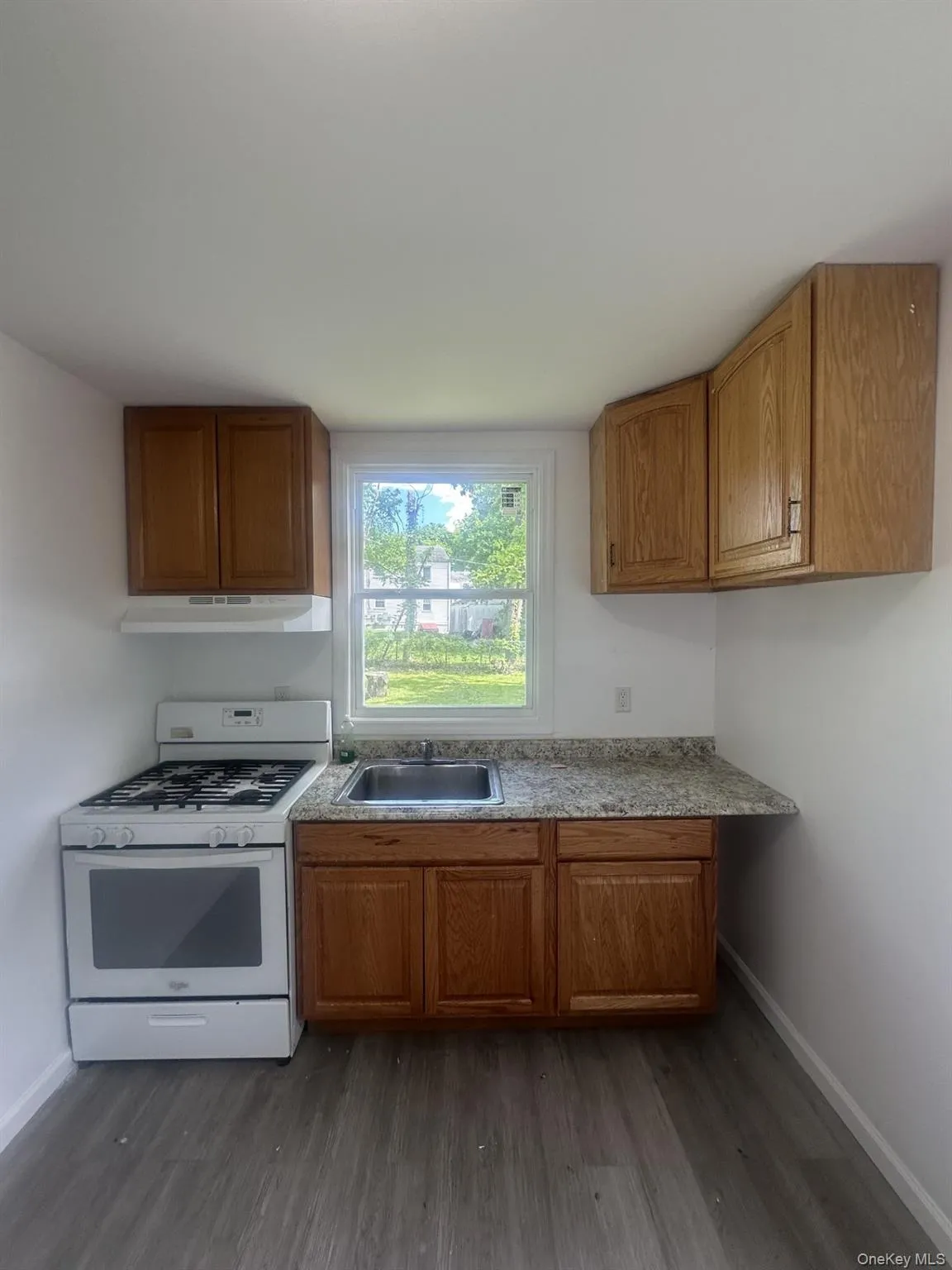 52 Talmadge Street, Poughkeepsie, NY, 2 Bedrooms Bedrooms, 4 Rooms Rooms,1 BathroomBathrooms,Residential Lease,For Rent,Talmadge,0,997402 52 Talmadge Street, Poughkeepsie, NY, 2 Bedrooms Bedrooms, 4 Rooms Rooms,1 BathroomBathrooms,Residential Lease,For Rent,Talmadge,0,997402
