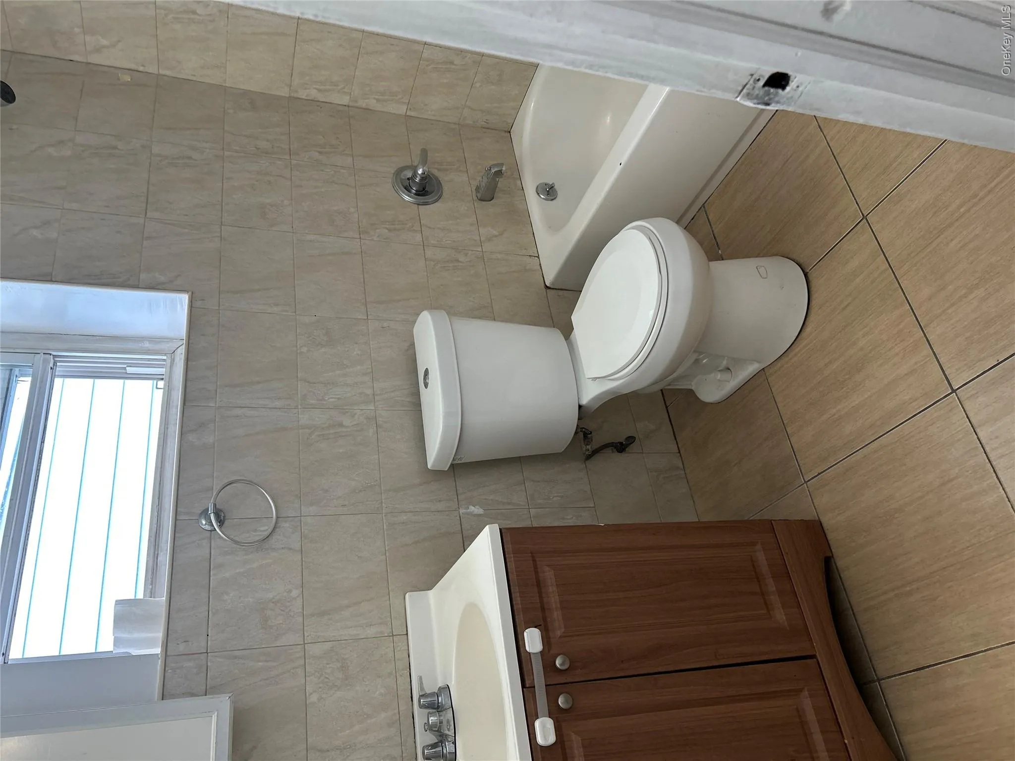 14616 106 ave Avenue, New York, NY, 3 Bedrooms Bedrooms, 5 Rooms Rooms,1 BathroomBathrooms,Residential Lease,For Rent,106 ave,0,997410 14616 106 ave Avenue, New York, NY, 3 Bedrooms Bedrooms, 5 Rooms Rooms,1 BathroomBathrooms,Residential Lease,For Rent,106 ave,0,997410
