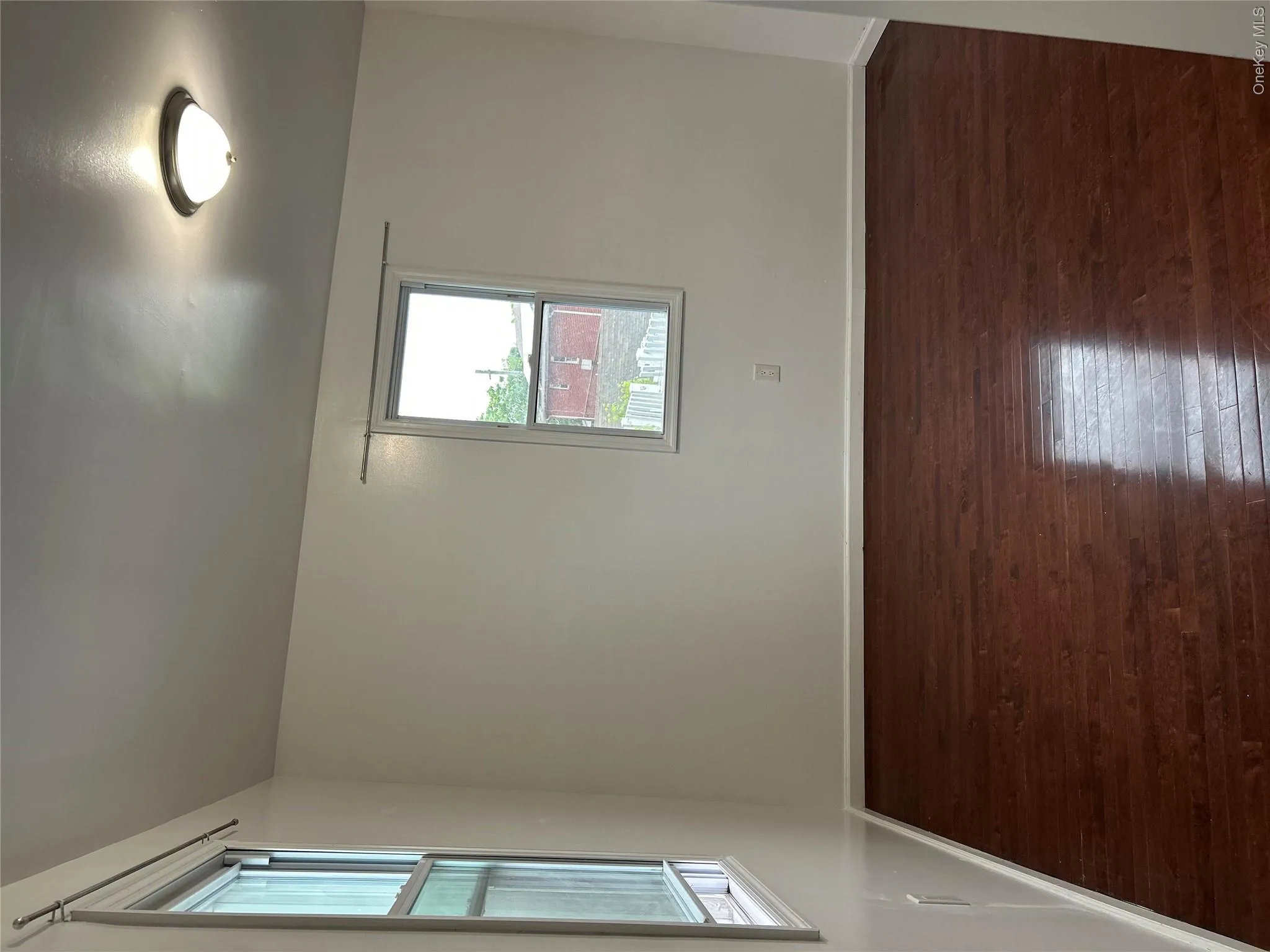 14616 106 ave Avenue, New York, NY, 3 Bedrooms Bedrooms, 5 Rooms Rooms,1 BathroomBathrooms,Residential Lease,For Rent,106 ave,0,997410 14616 106 ave Avenue, New York, NY, 3 Bedrooms Bedrooms, 5 Rooms Rooms,1 BathroomBathrooms,Residential Lease,For Rent,106 ave,0,997410