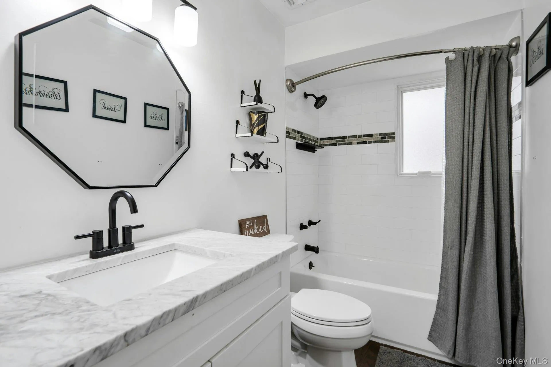 451 Gibbs Pond Road, Smithtown, NY, 4 Bedrooms Bedrooms, 9 Rooms Rooms,3 BathroomsBathrooms,Residential,For Rent,Gibbs Pond,0,997435 451 Gibbs Pond Road, Smithtown, NY, 4 Bedrooms Bedrooms, 9 Rooms Rooms,3 BathroomsBathrooms,Residential,For Rent,Gibbs Pond,0,997435